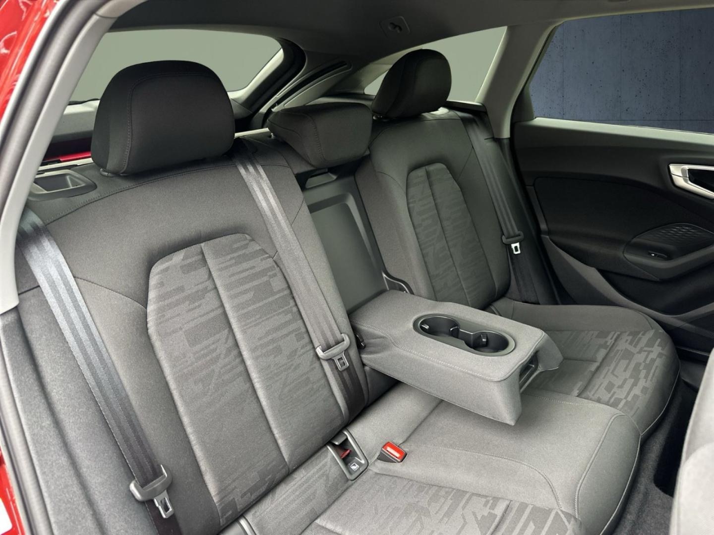 Bild über Audi A5 Avant TFSI 150 kW S tronic - für weitere Informationen kontaktieren Sie den Audi Partner