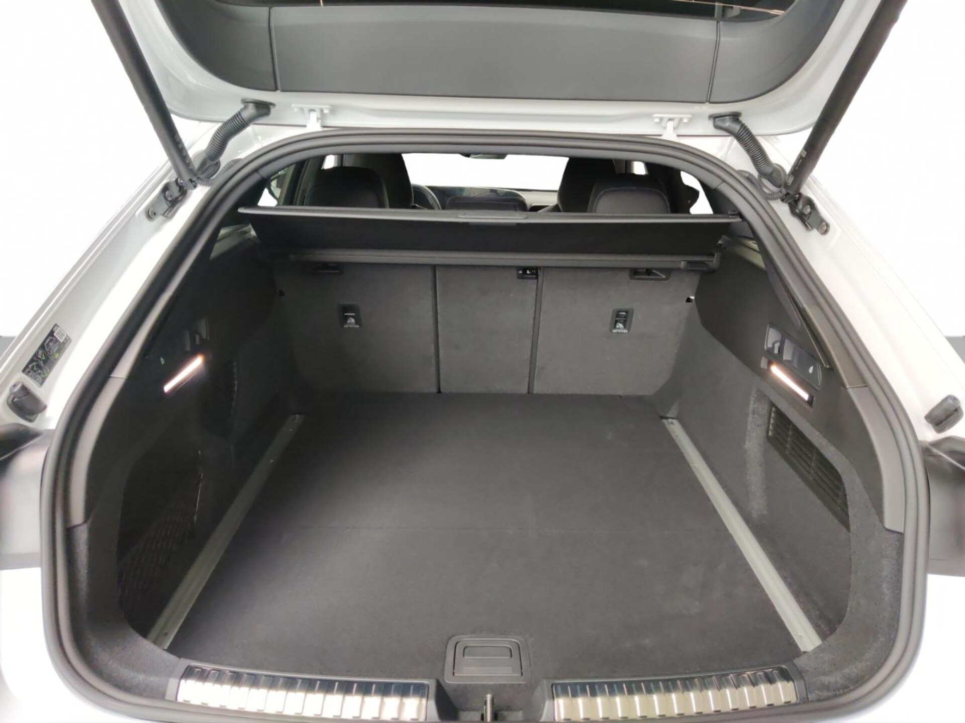 Audi A6 Avant edition one