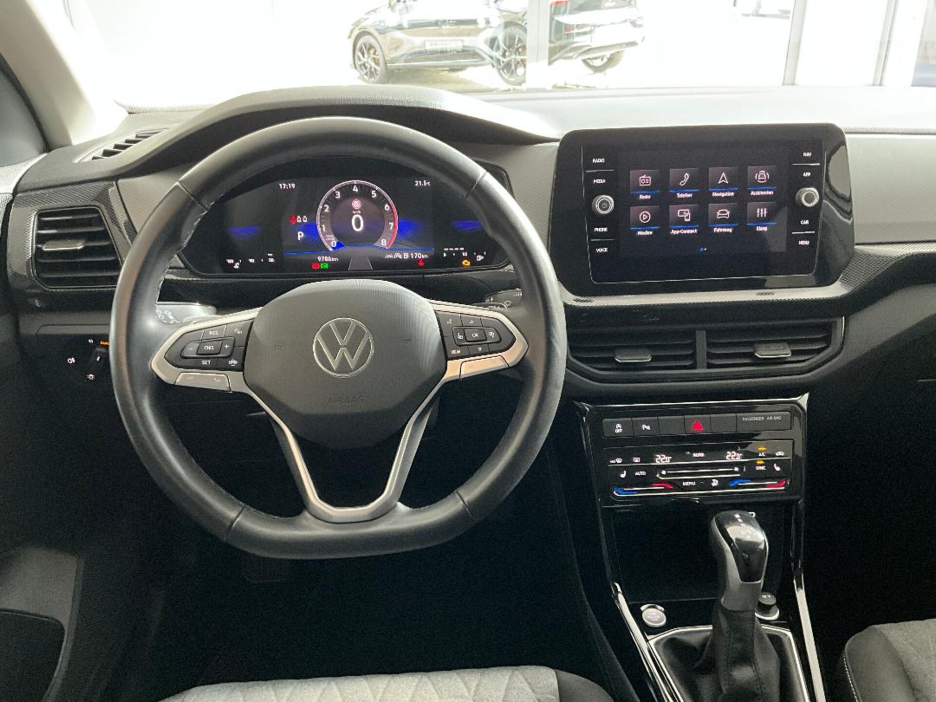 Volkswagen T-Cross Life