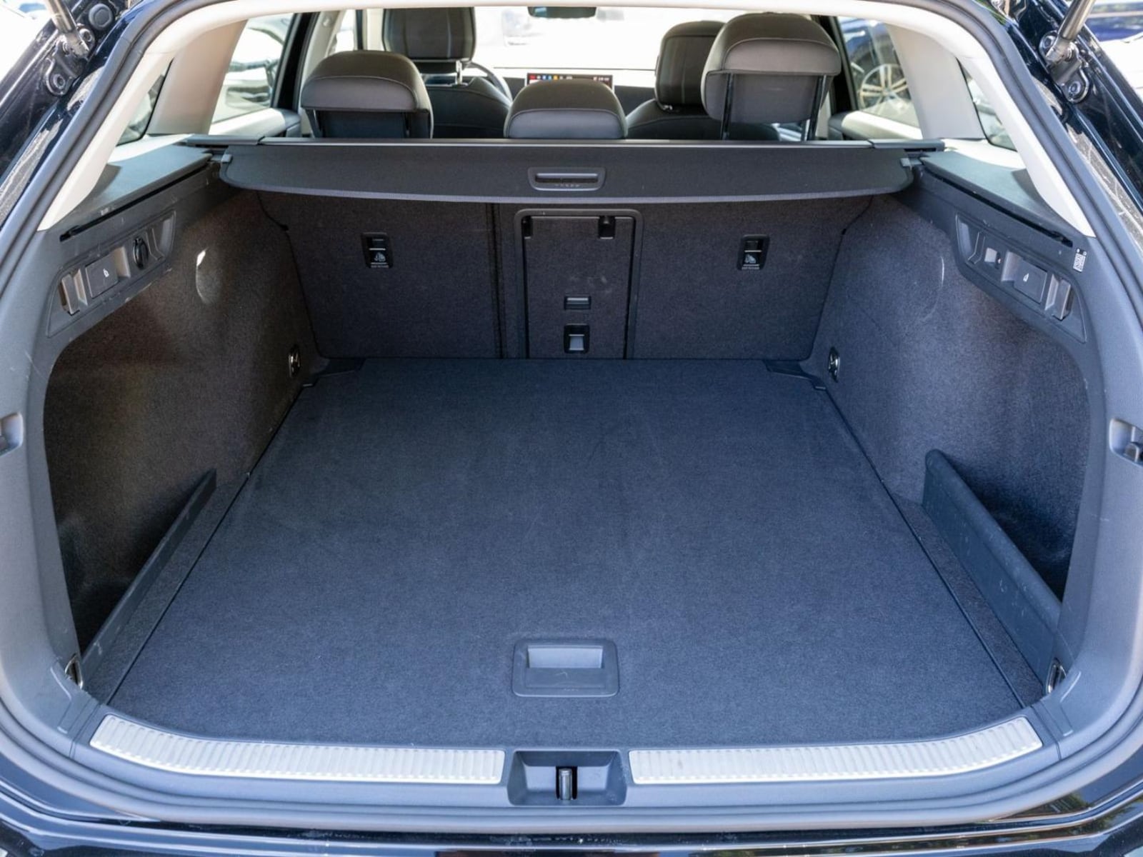 Volkswagen Passat – Bild 9