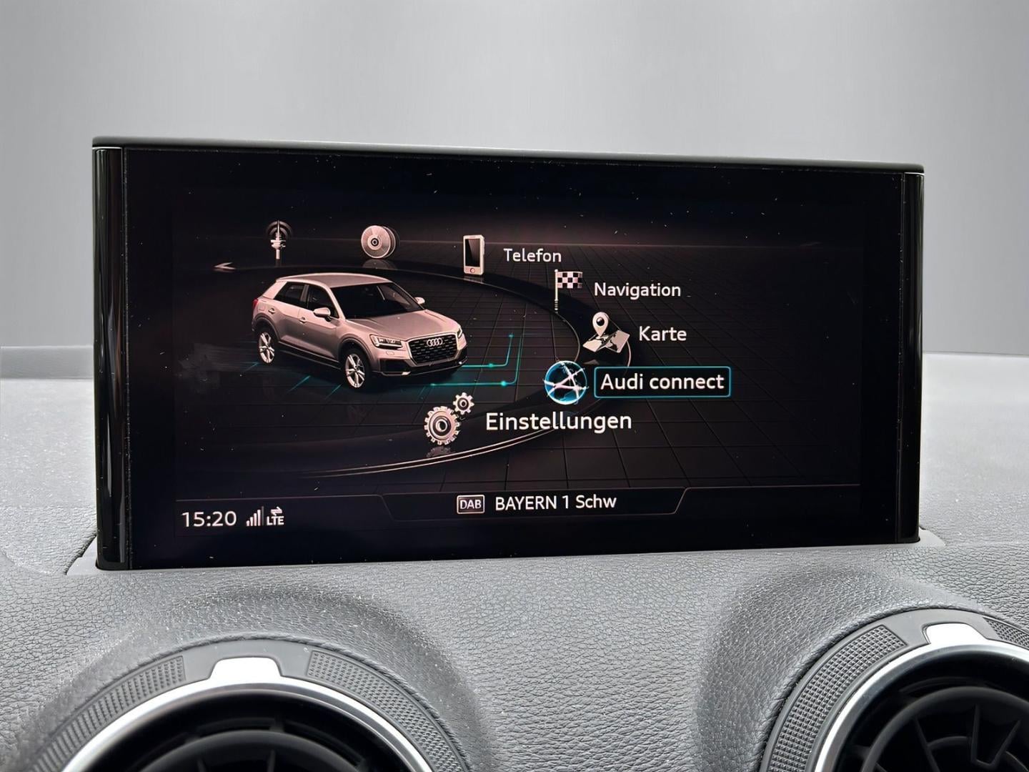 Bild über Audi Q2 advanced 30 TDI S tronic - für weitere Informationen kontaktieren Sie den Audi Partner