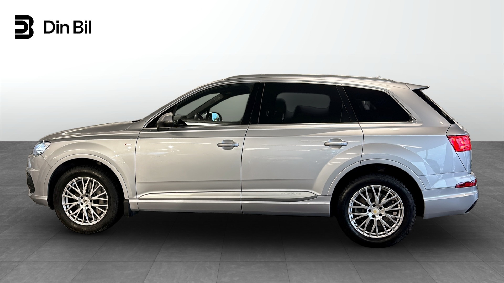 Bild som visar Audi Q7 Q7 3.0 TDI quattro 272 hk tiptronic - för mer information kontakta din Audi Partner