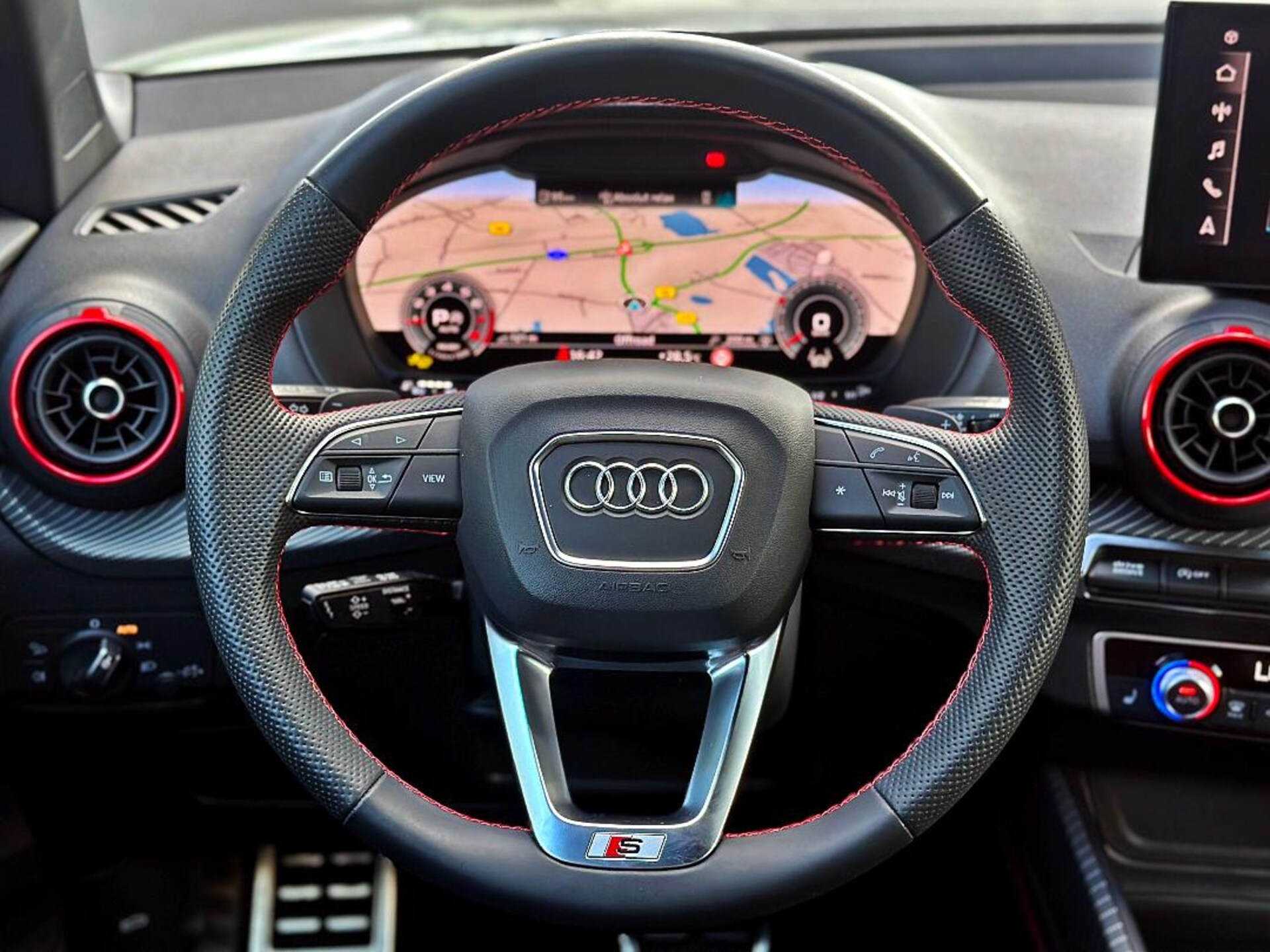Audi Q2 S line