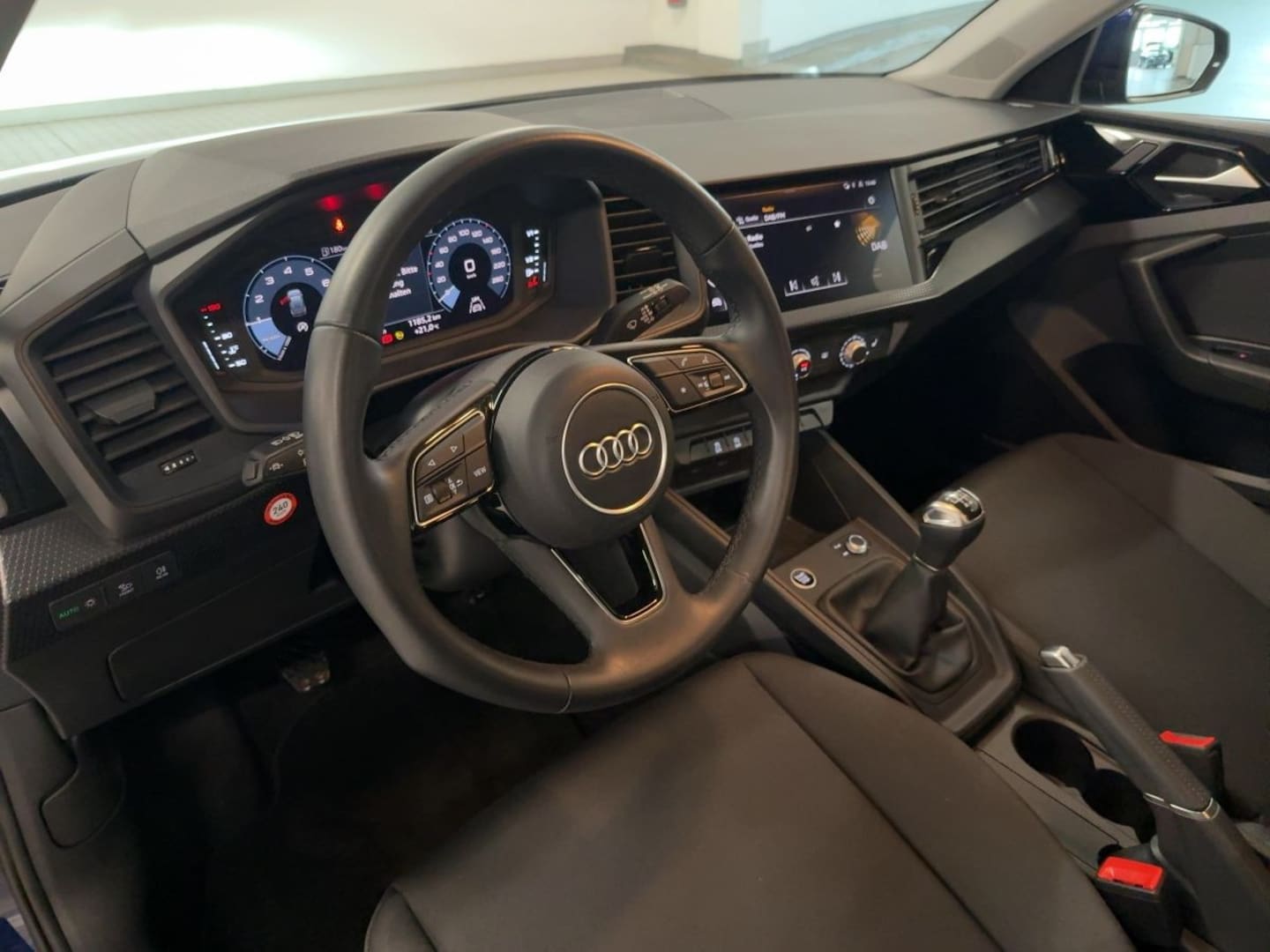 Bild über Audi A1 Sportback advanced 25 TFSI Schaltgetriebe - für weitere Informationen kontaktieren Sie den Audi Partner