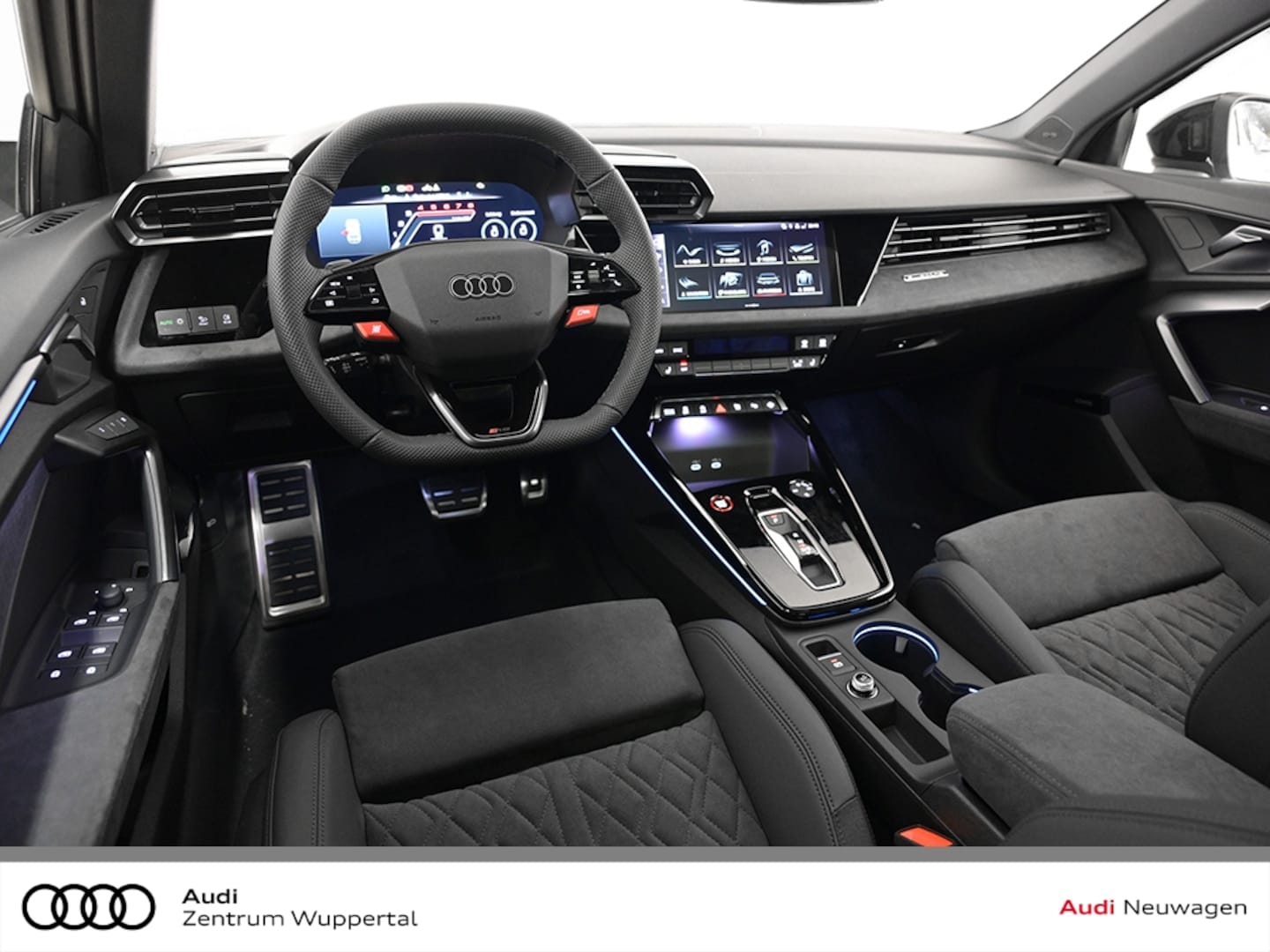 Bild über Audi RS 3 Limousine TFSI quattro 294 kW S tronic - für weitere Informationen kontaktieren Sie den Audi Partner