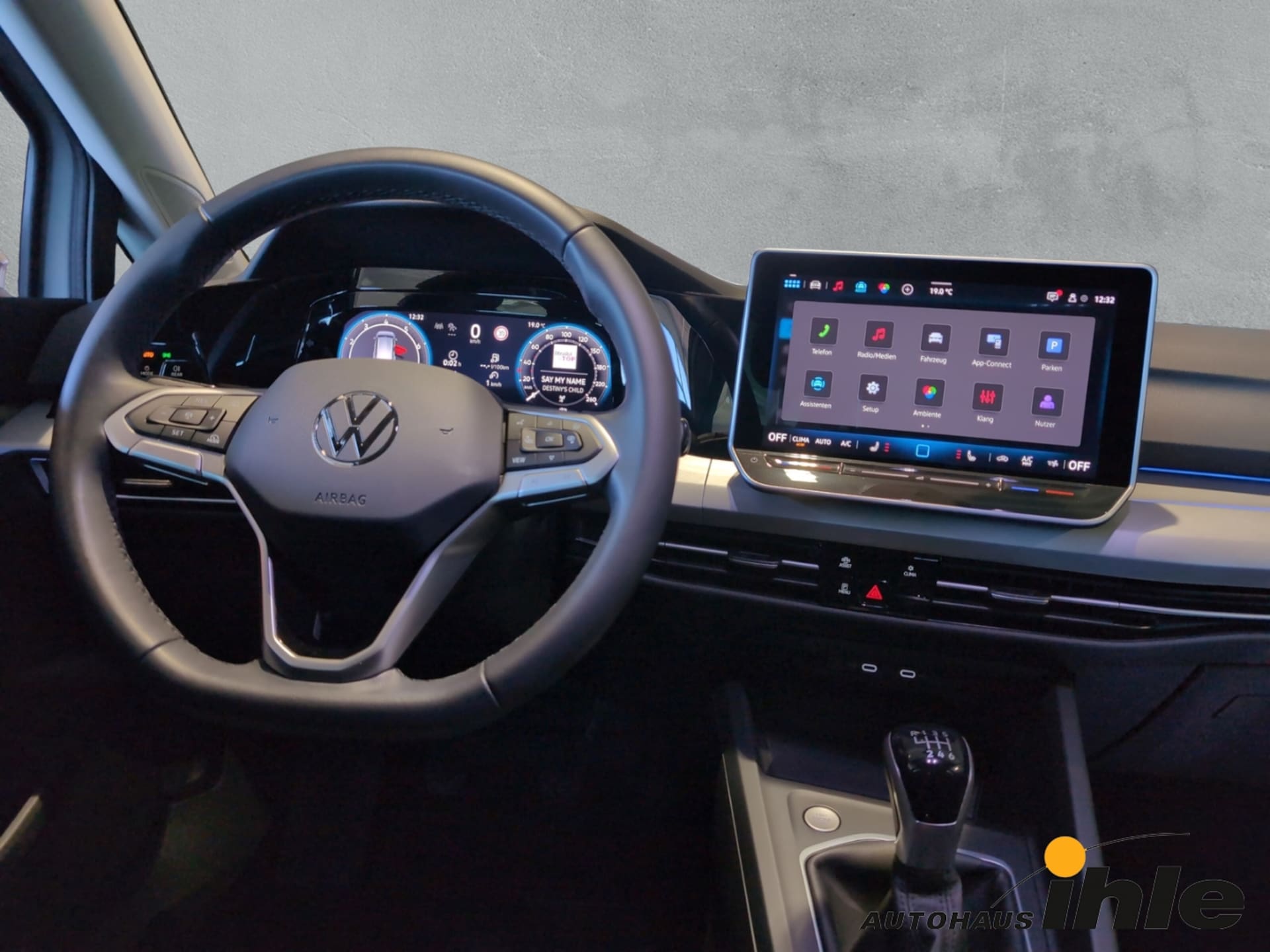 Volkswagen Golf Variant Life