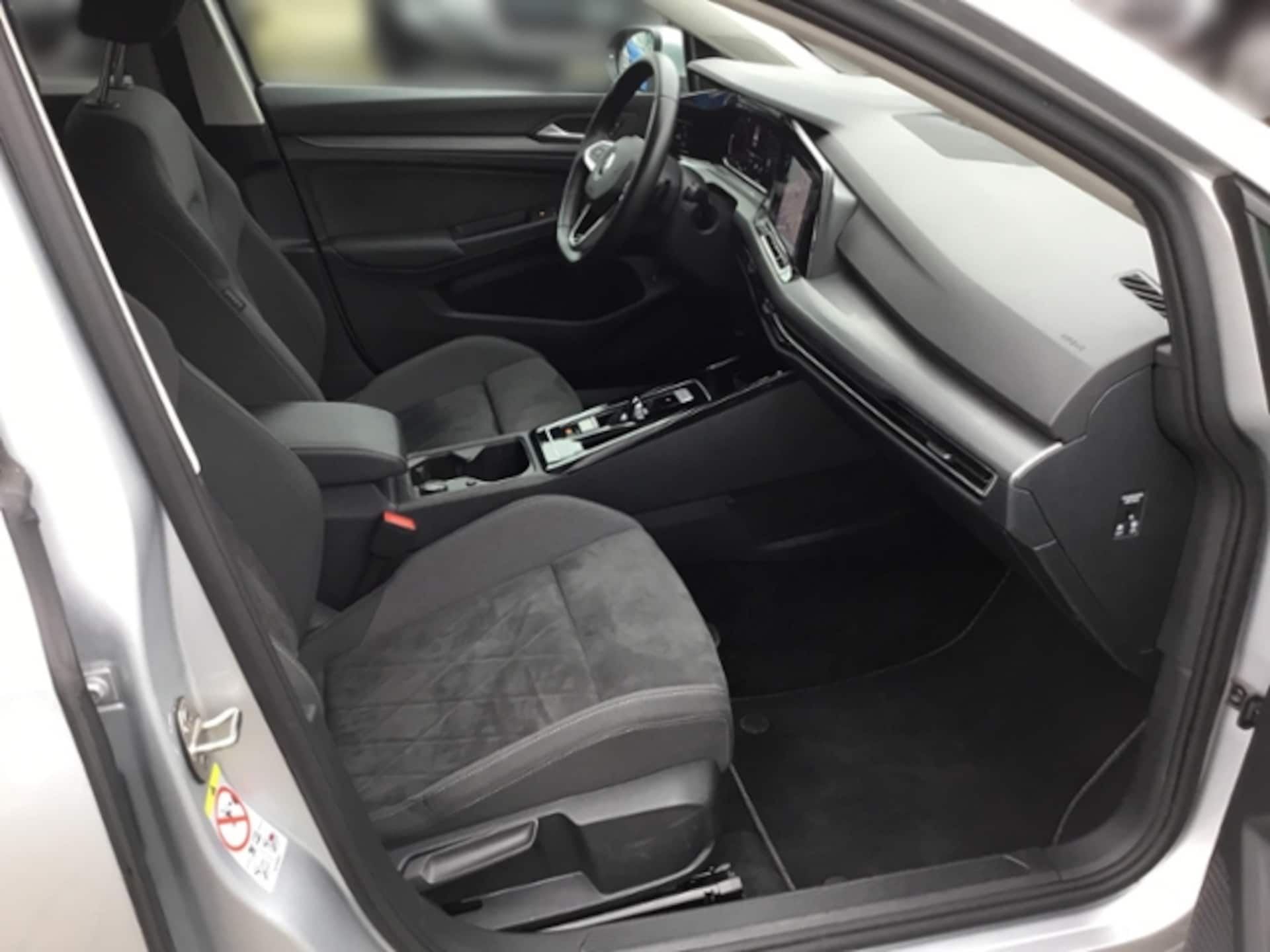 Volkswagen Golf Variant Style