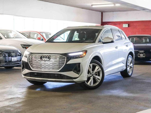 Photo of 2023 Audi Q4 e-tron