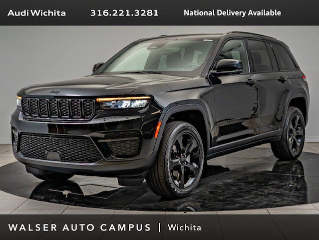 Photo of 2023 Jeep Grand Cherokee