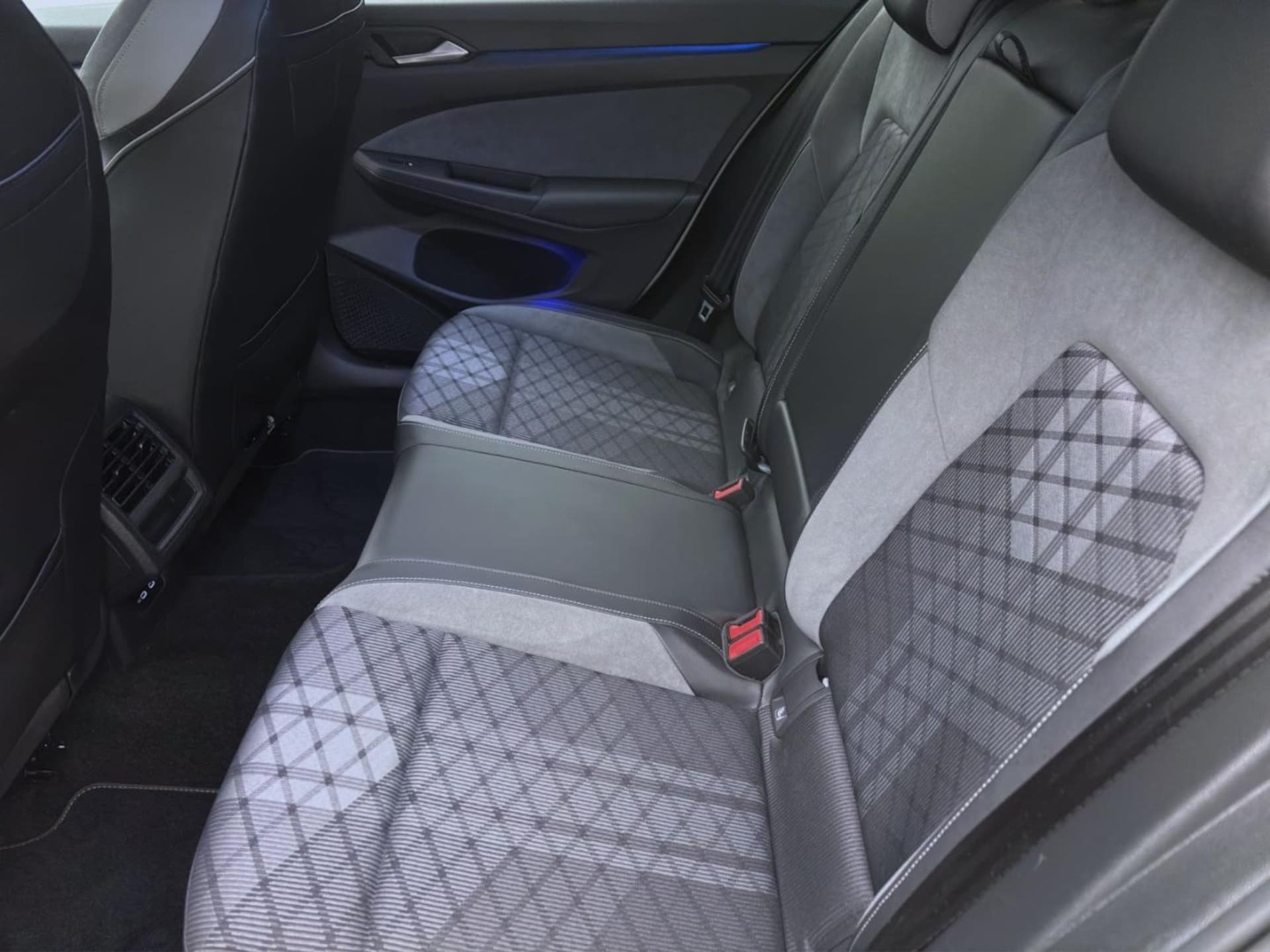 Volkswagen Golf Variant R-Line