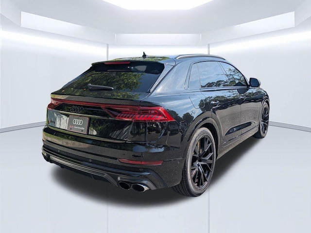 2023 Audi SQ8