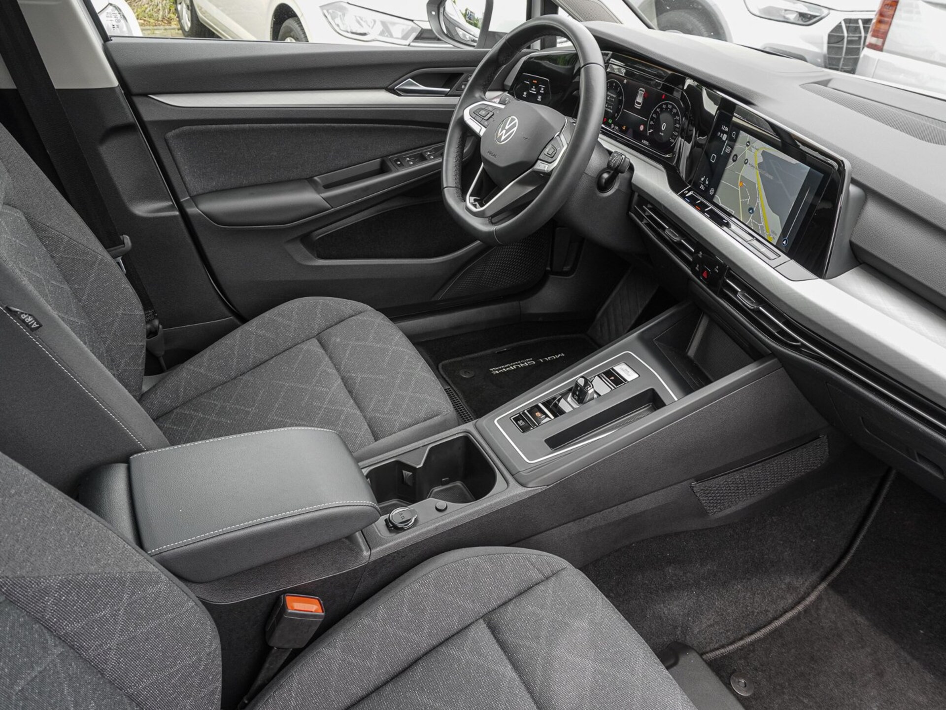 Volkswagen Golf Variant Life