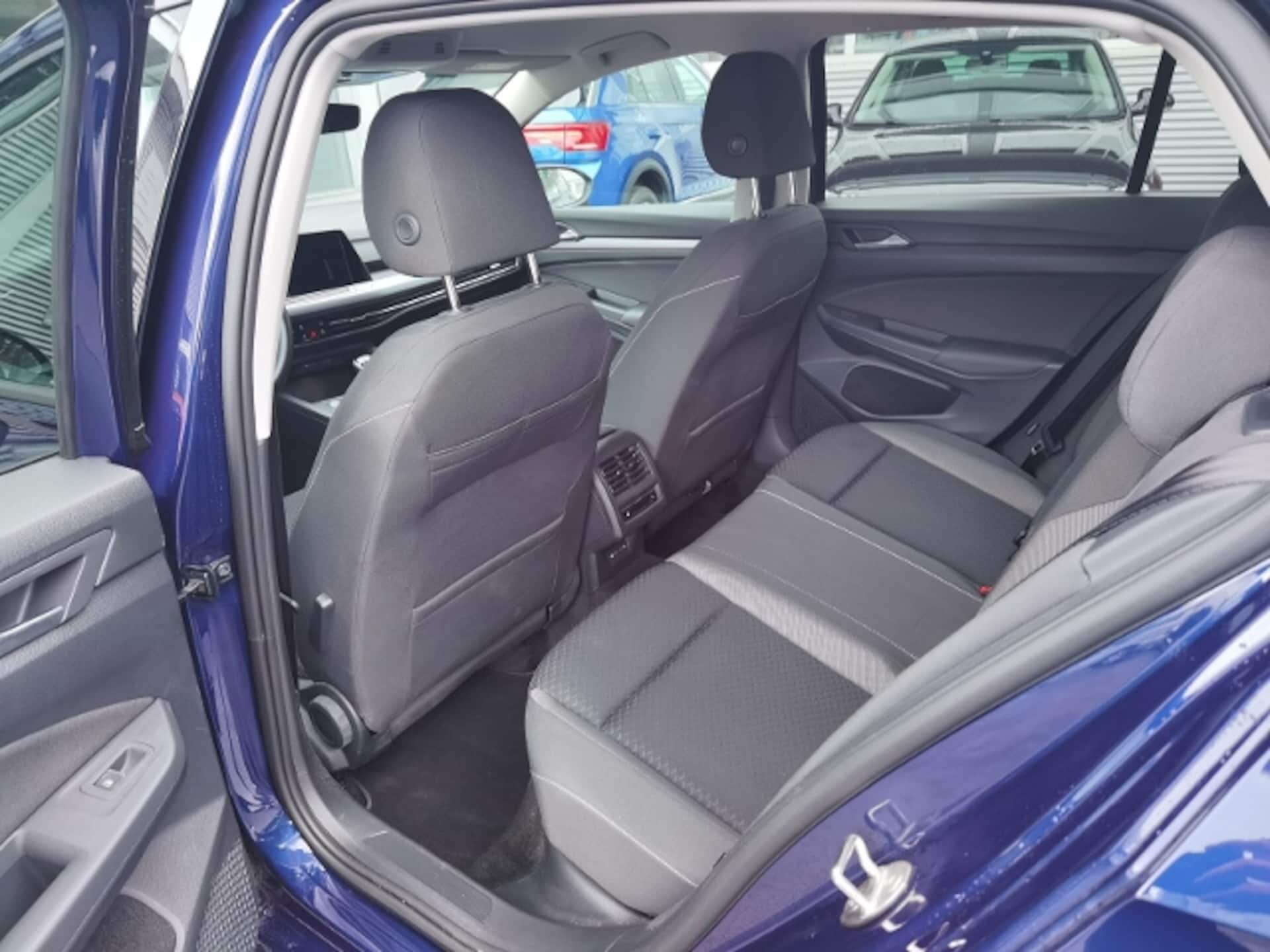 Volkswagen Golf Active