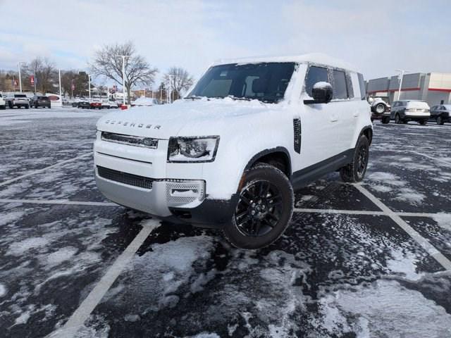 2025 LAND ROVER DEFENDER - Image 1