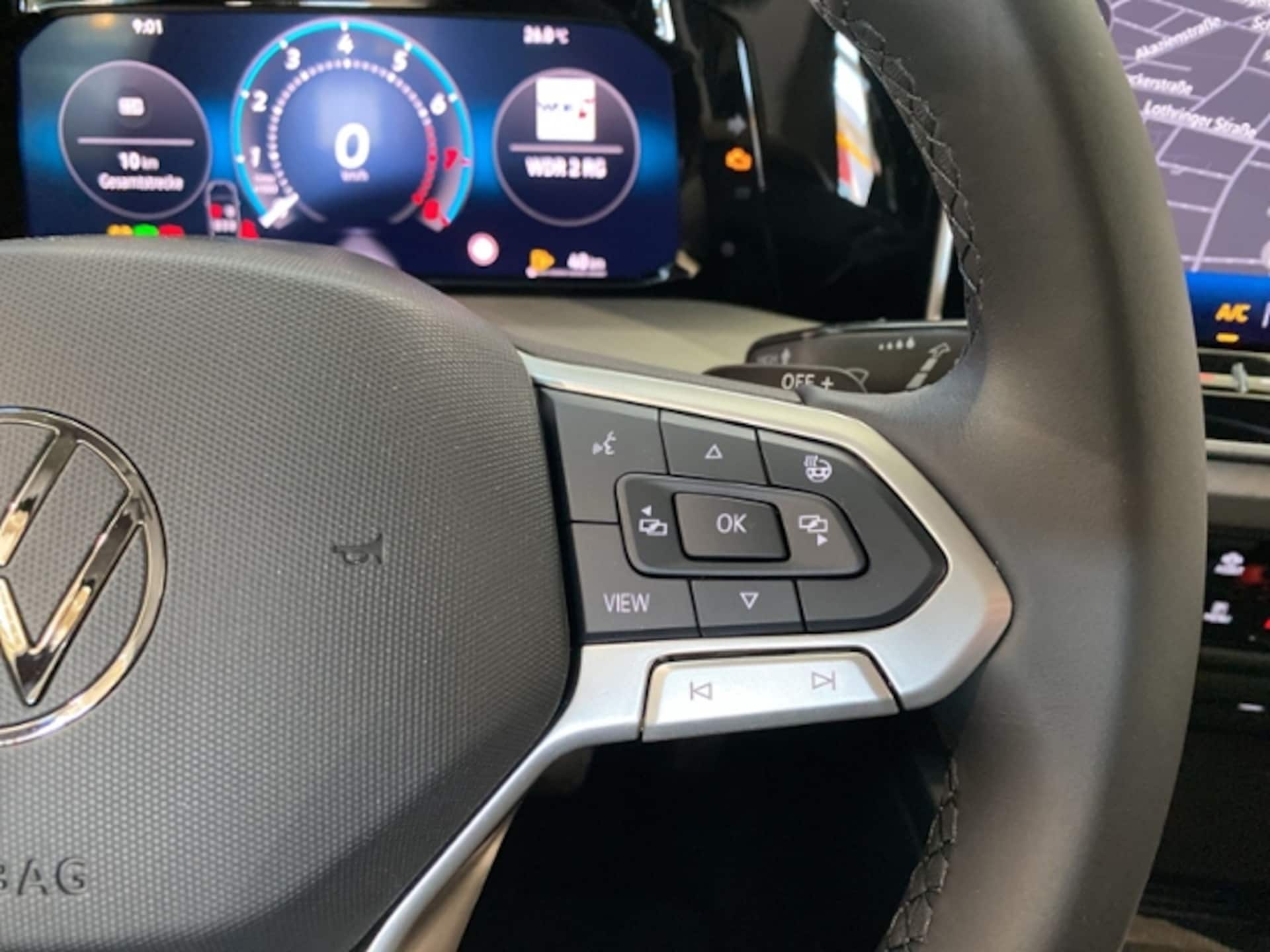Volkswagen Golf Variant Life