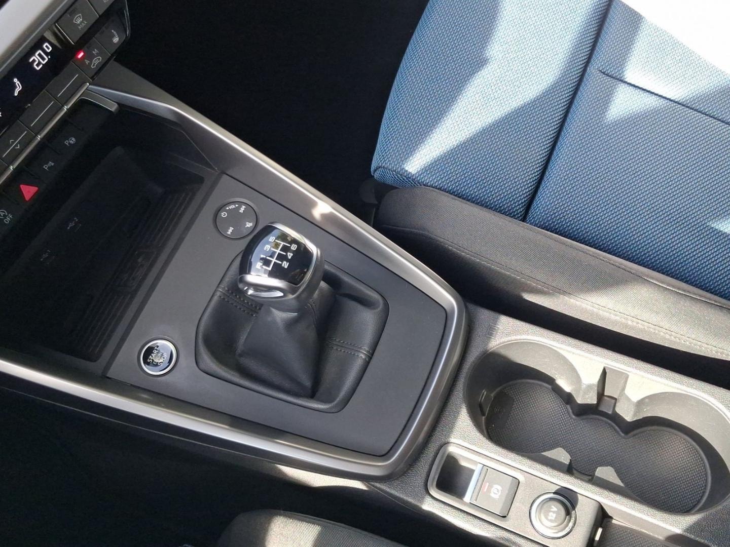 Bild über Audi A3 Sportback S line 35 TFSI Schaltgetriebe - für weitere Informationen kontaktieren Sie den Audi Partner