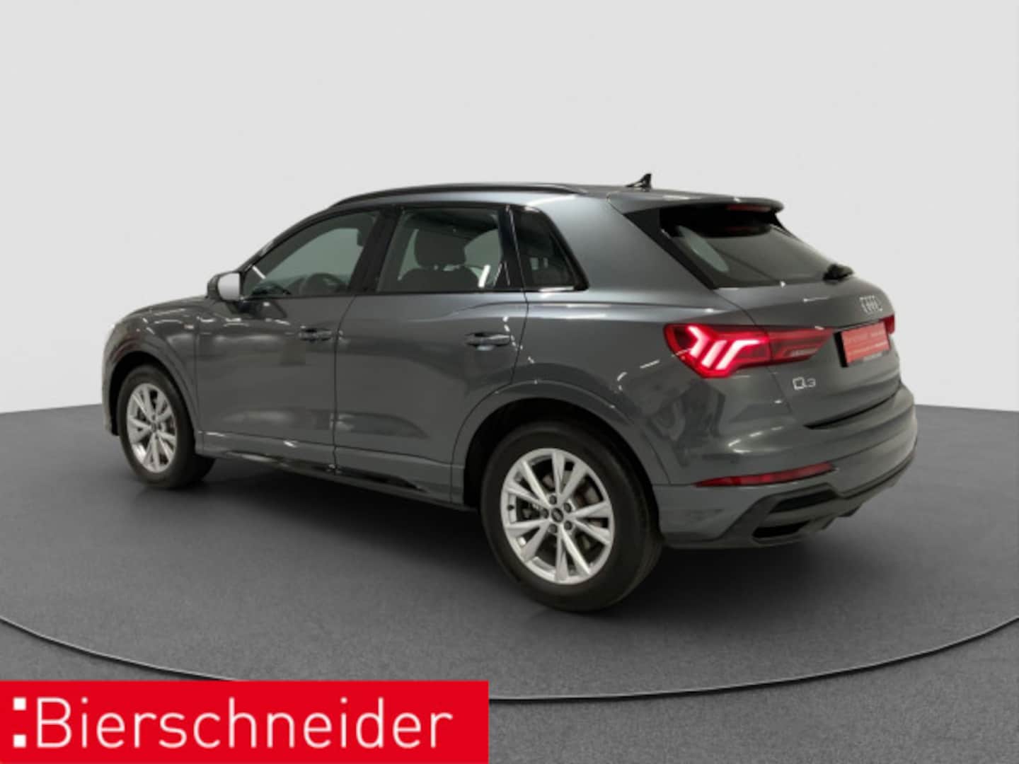 Bild über Audi Q3 S line 40 TFSI quattro S tronic - für weitere Informationen kontaktieren Sie den Audi Partner