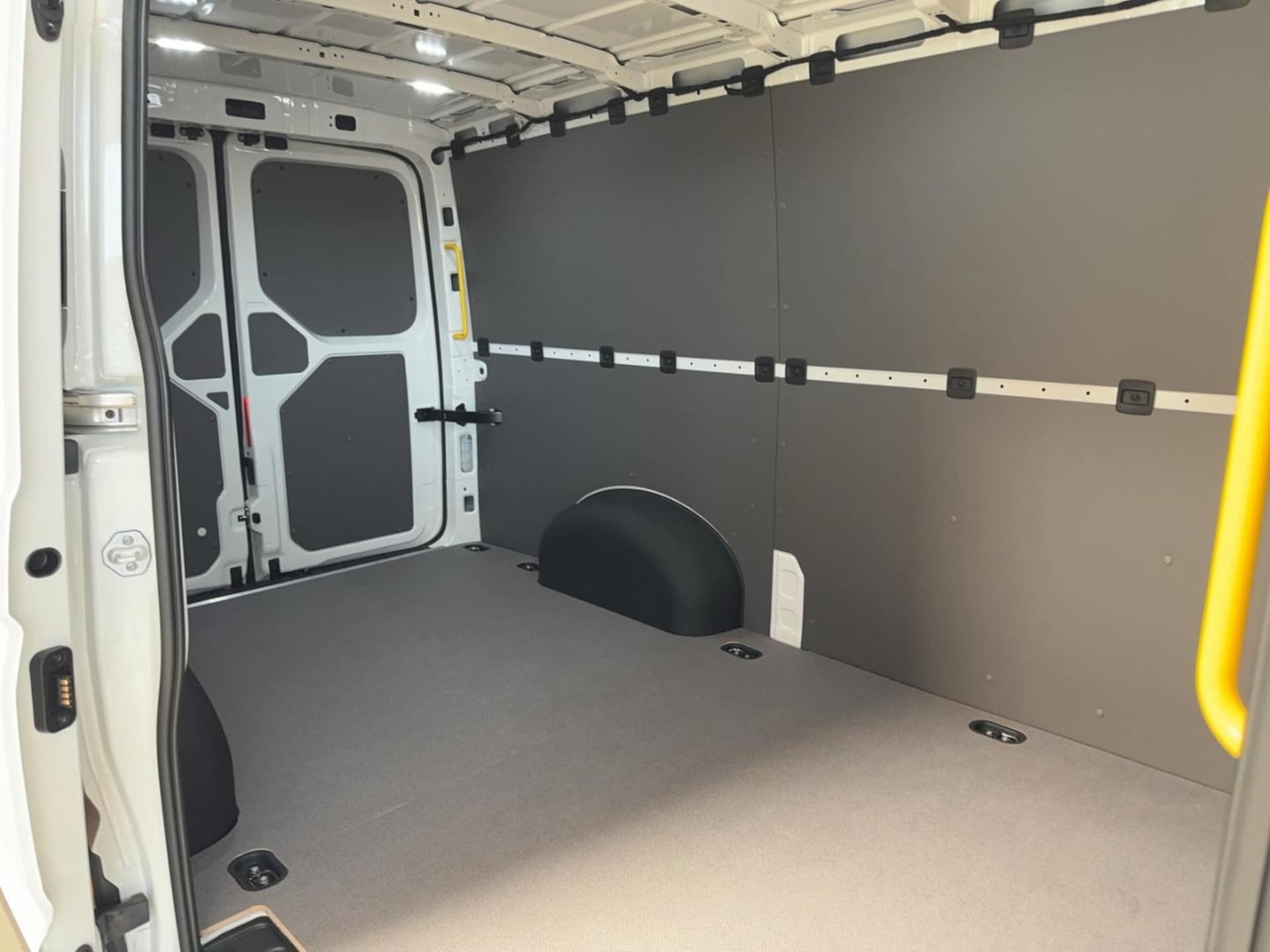 Volkswagen Crafter Kasten mittlerer Radstand