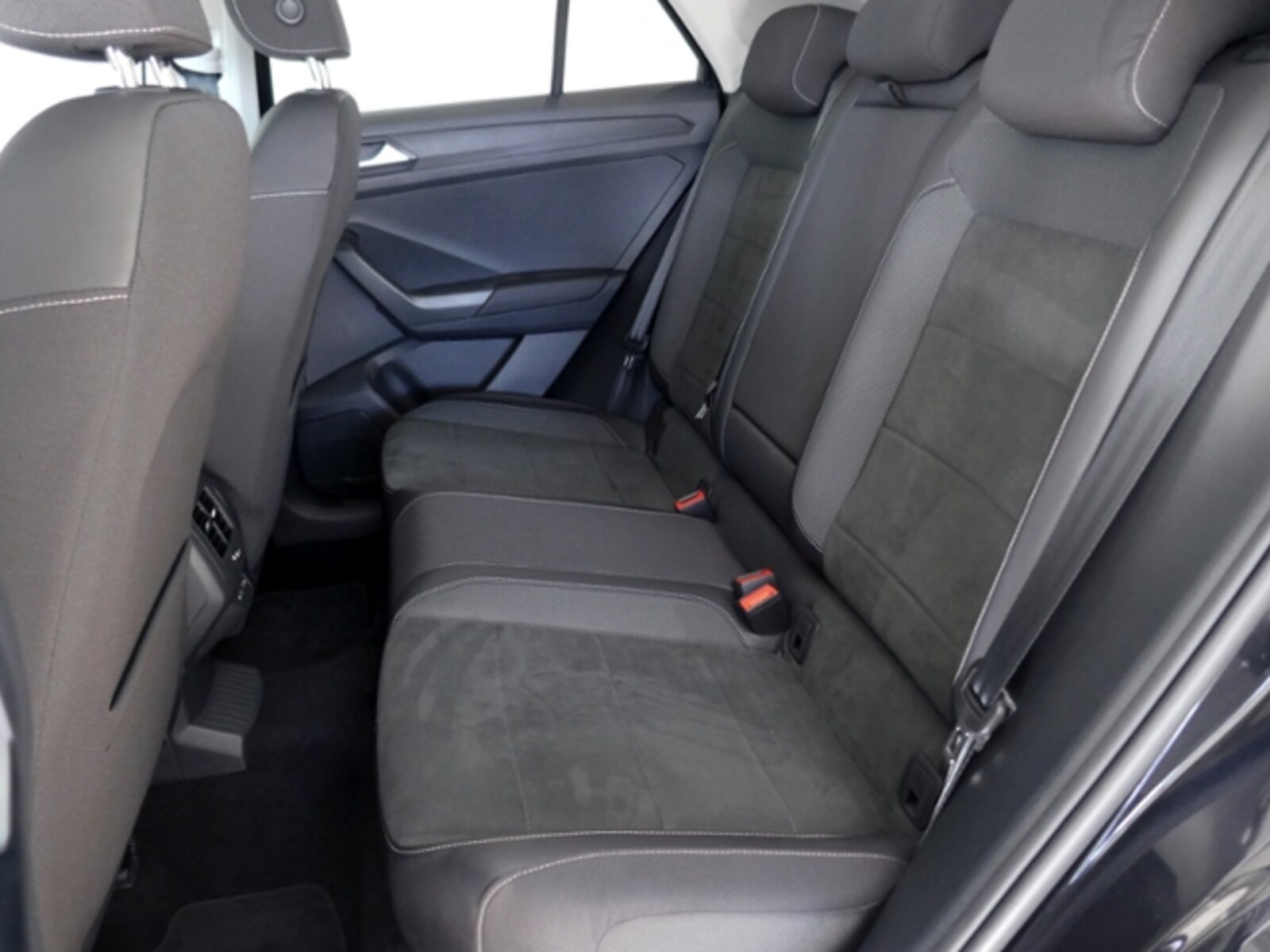 Volkswagen T-Roc – Bild 8