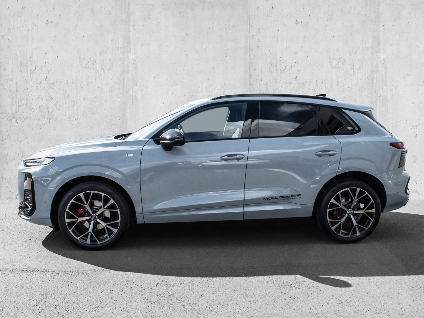 Bild über Audi Q3 SUV TFSI 110 kW S tronic - für weitere Informationen kontaktieren Sie den Audi Partner