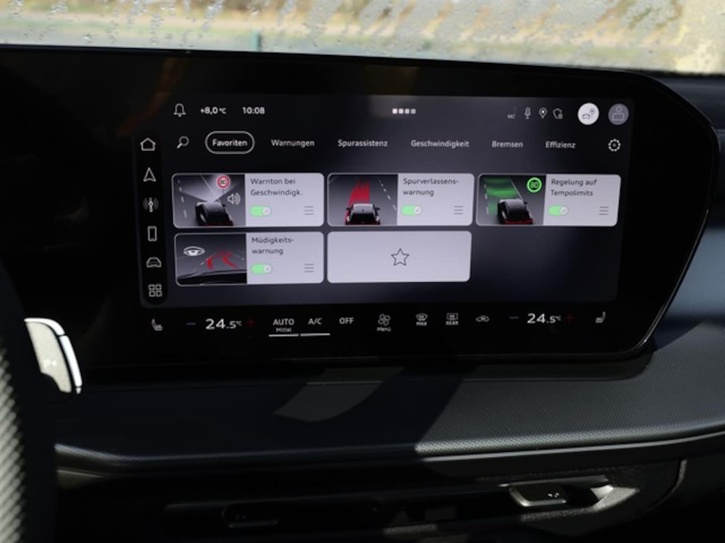 Bild über Audi Q3 SUV TFSI 110 kW S tronic - für weitere Informationen kontaktieren Sie den Audi Partner