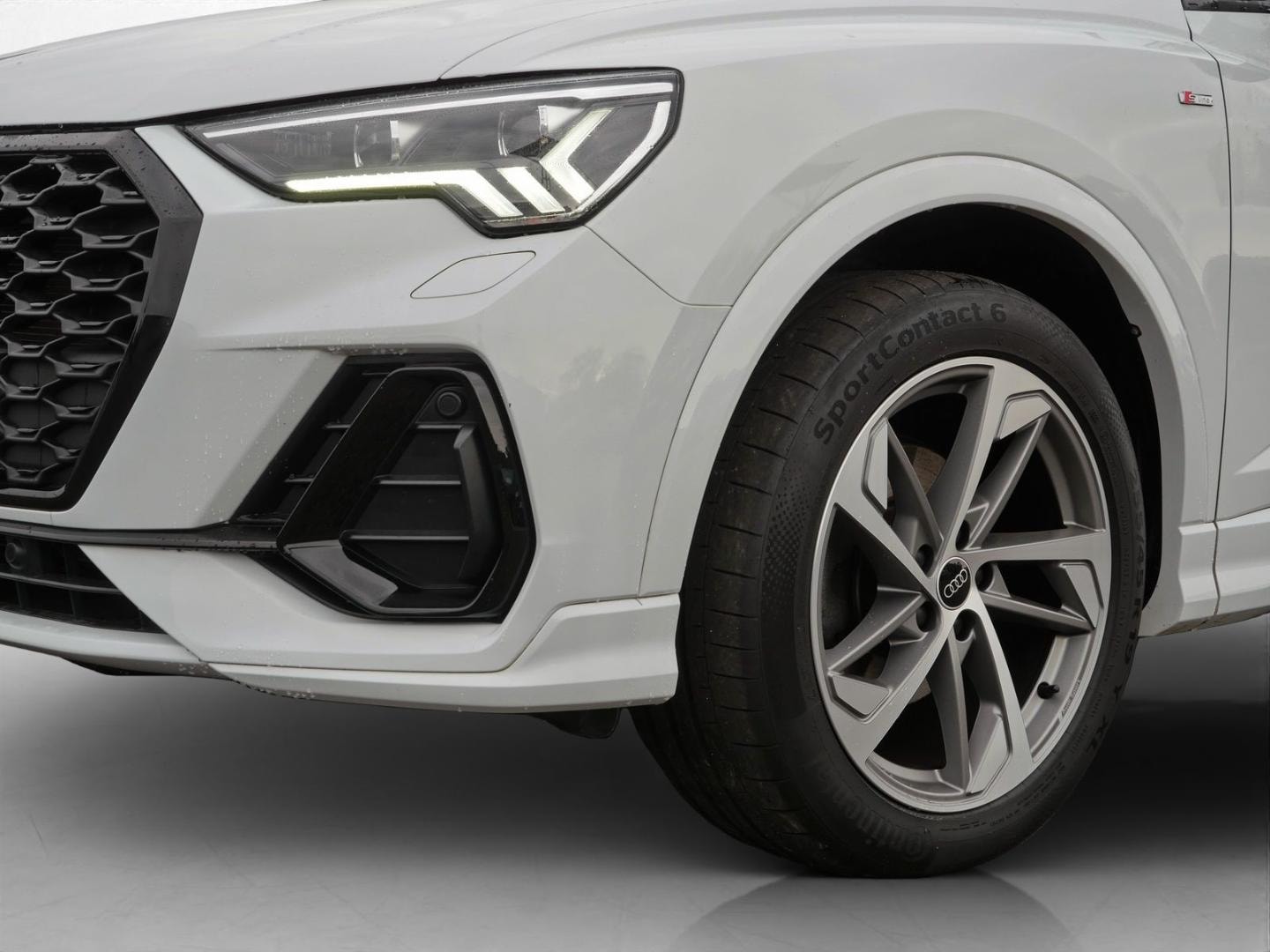 Bild über Audi Q3 Sportback S line 35 TFSI S tronic - für weitere Informationen kontaktieren Sie den Audi Partner