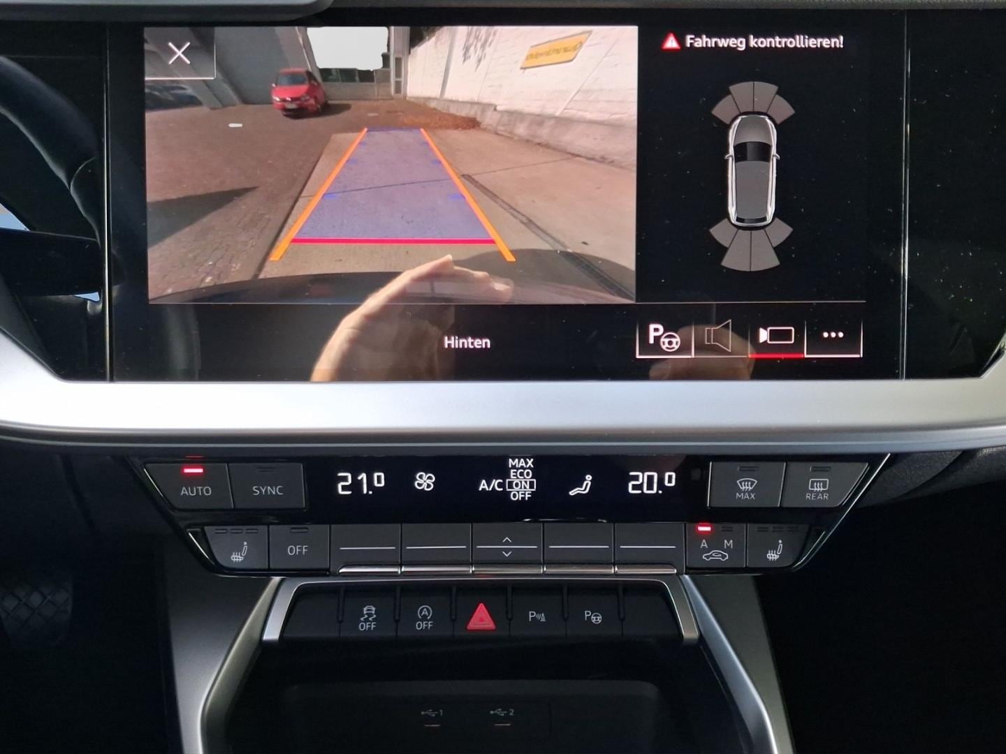 Bild über Audi A3 Sportback S line 35 TFSI Schaltgetriebe - für weitere Informationen kontaktieren Sie den Audi Partner