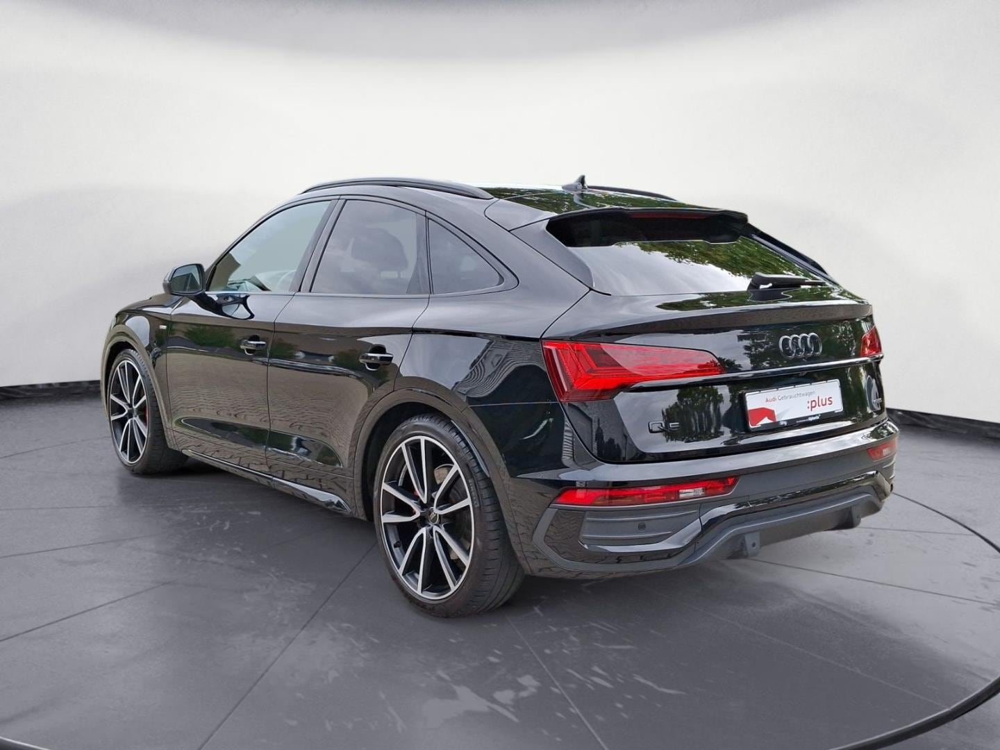 Bild über Audi Q5 Sportback 40 TDI quattro S tronic - für weitere Informationen kontaktieren Sie den Audi Partner