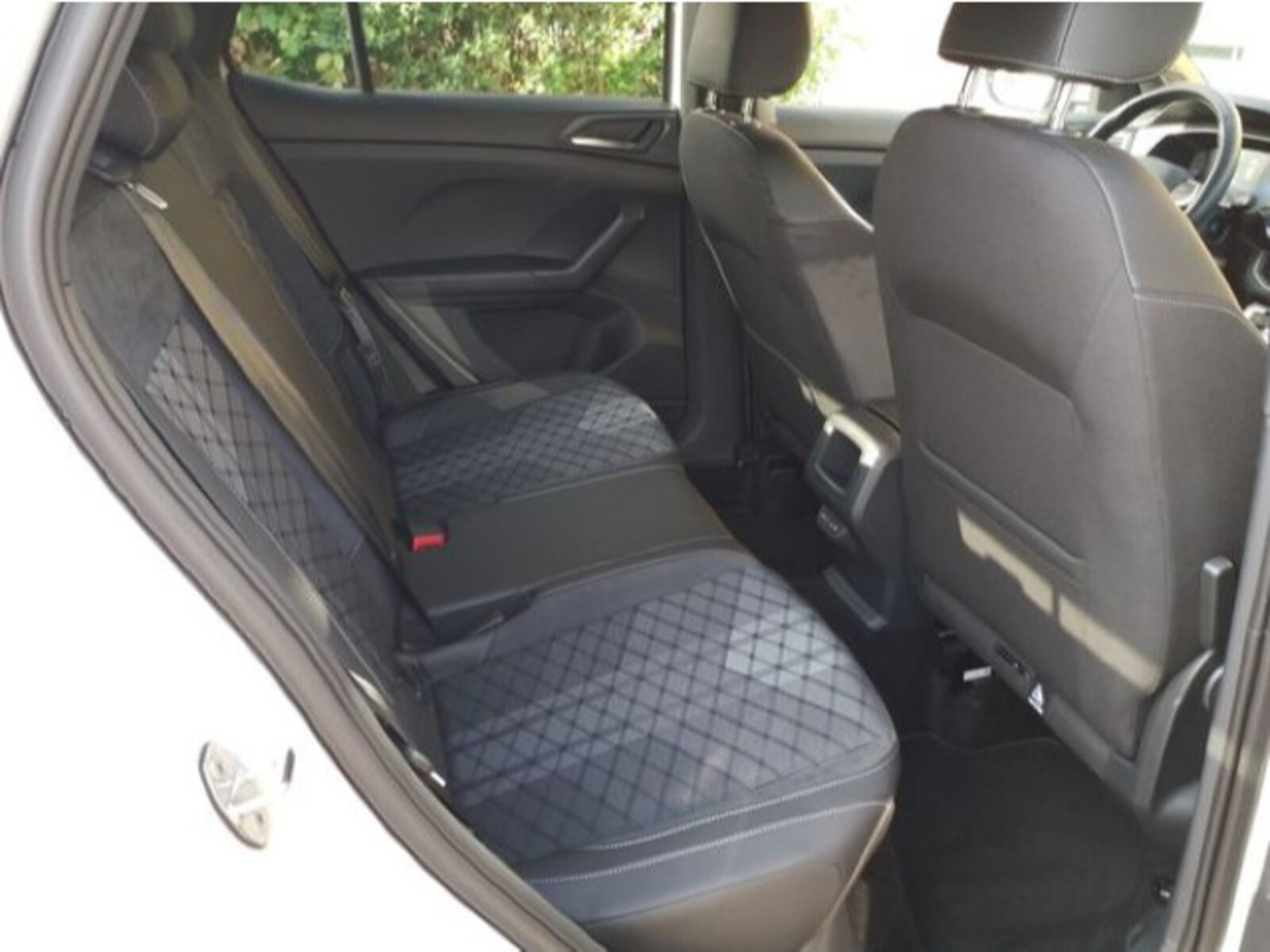 Volkswagen T-Cross – Bild 9