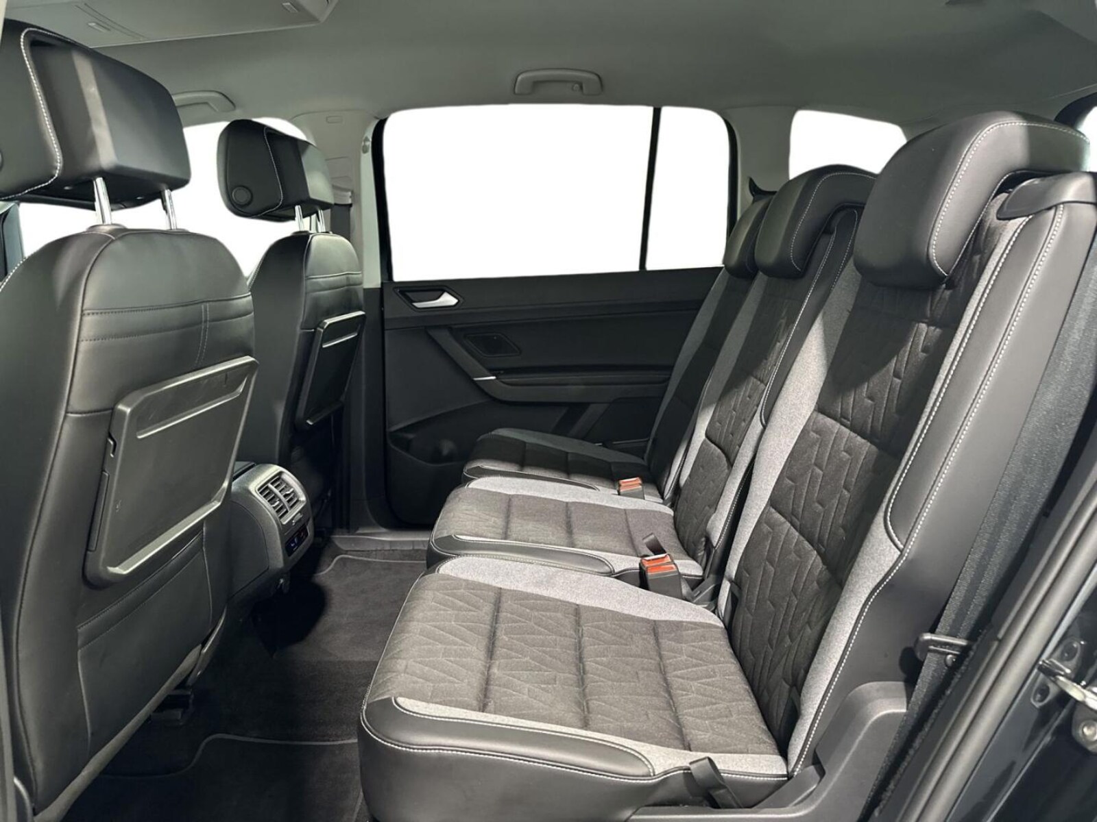Volkswagen Touran – Bild 14
