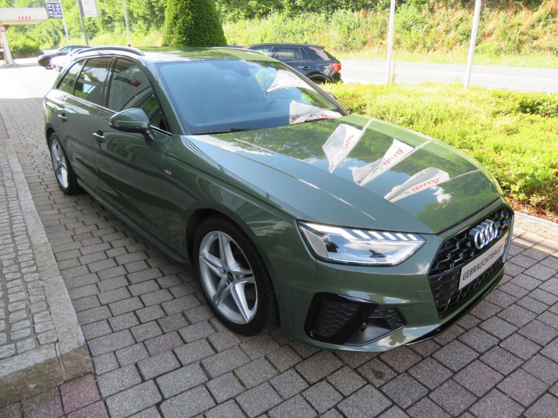 Audi A4 Avant S line