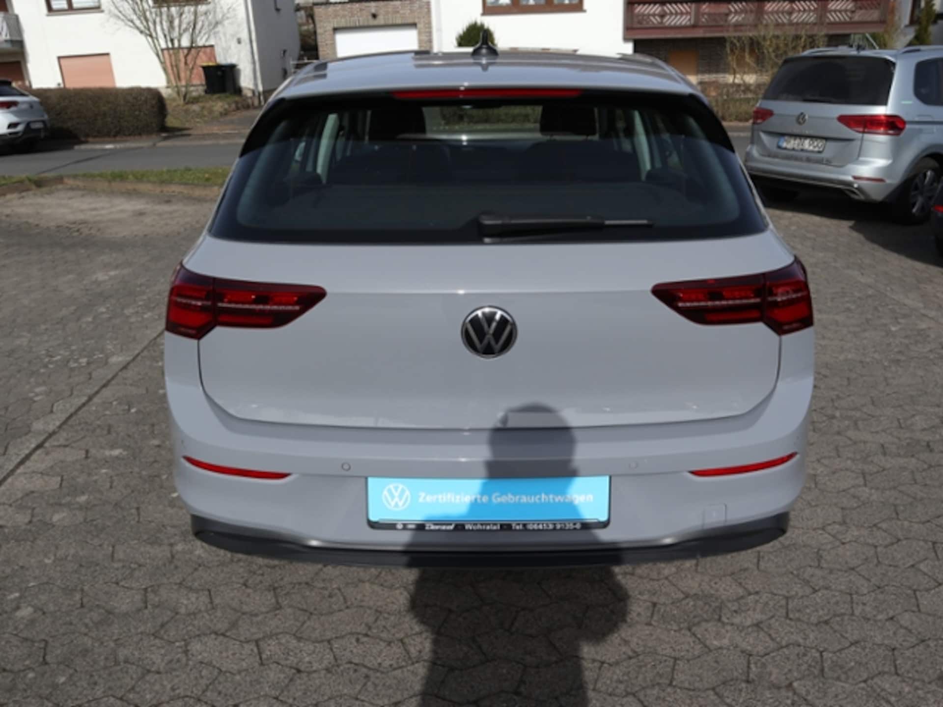 Volkswagen Golf Life