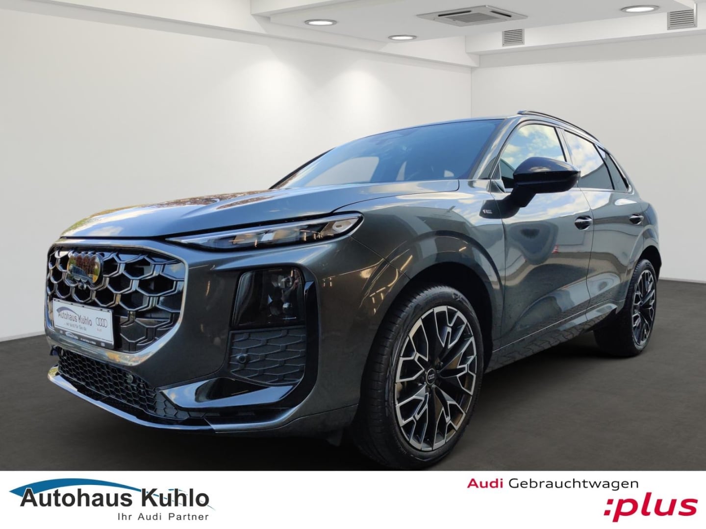 Bild über Audi Q3 SUV TFSI 110 kW S tronic - für weitere Informationen kontaktieren Sie den Audi Partner