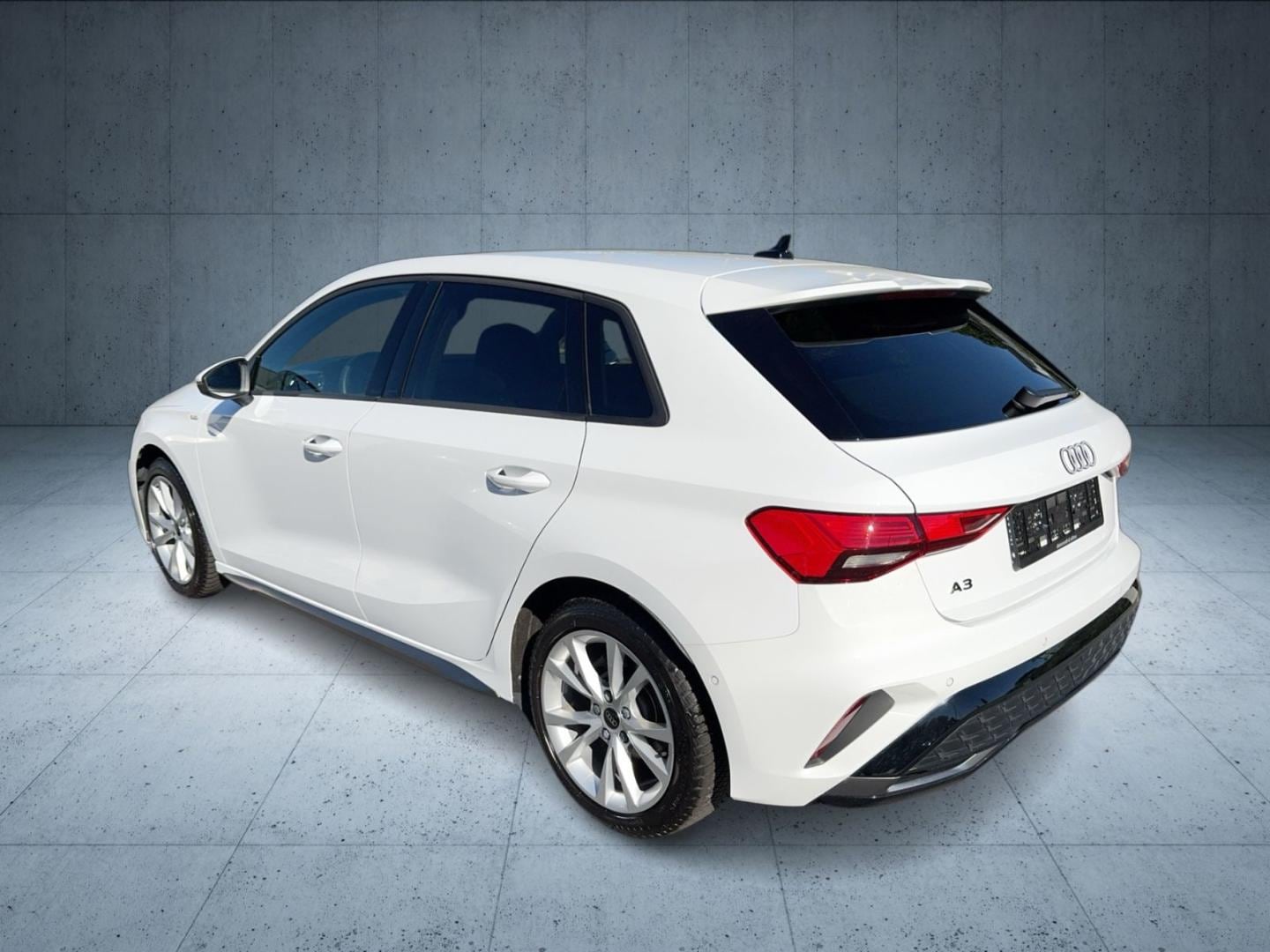 Bild über Audi A3 Sportback S line 30 TFSI S tronic - für weitere Informationen kontaktieren Sie den Audi Partner
