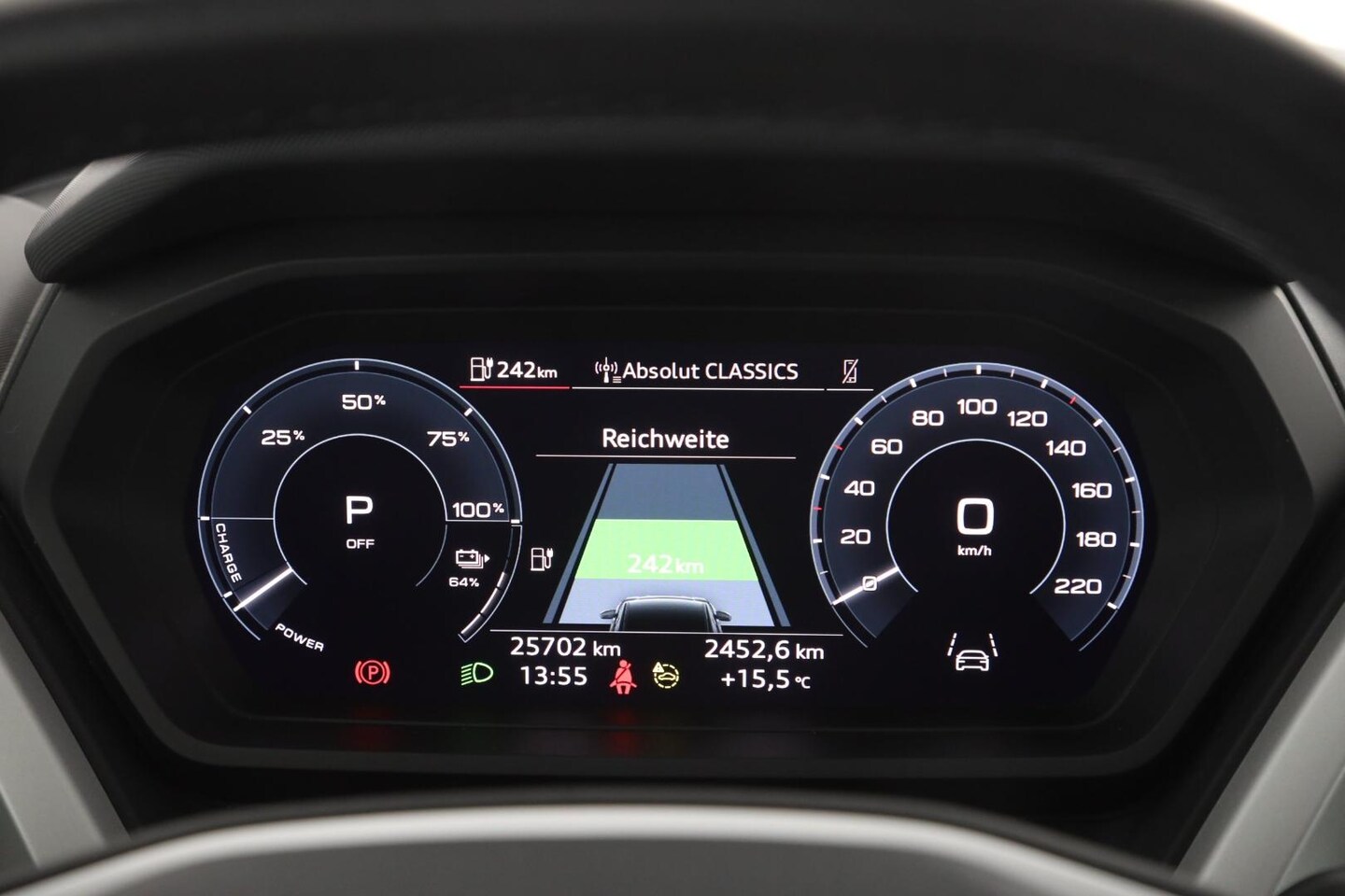 Bild über Audi Q4 e-tron 40 e-tron - für weitere Informationen kontaktieren Sie den Audi Partner