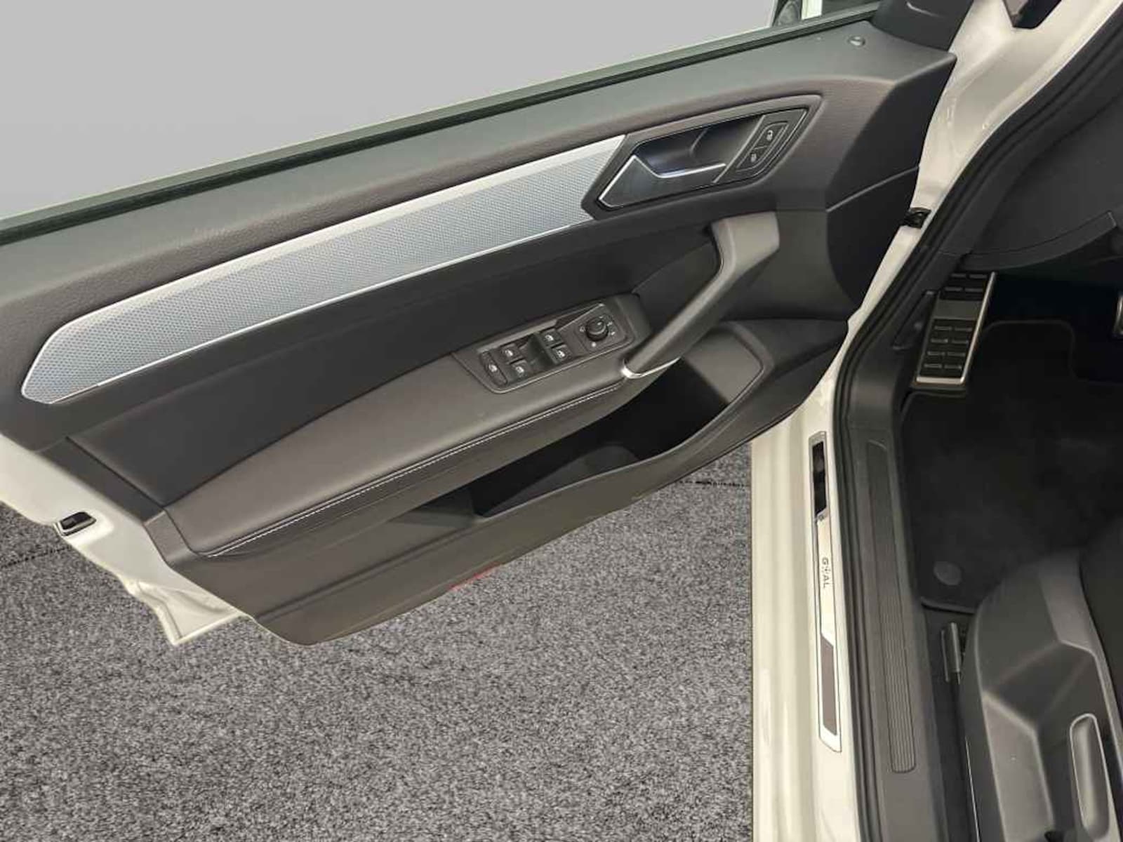 Volkswagen Touran – Bild 12