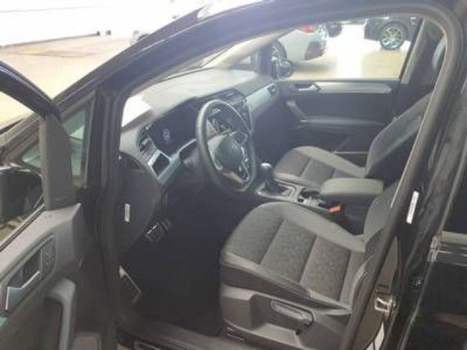 Volkswagen Touran – Bild 4