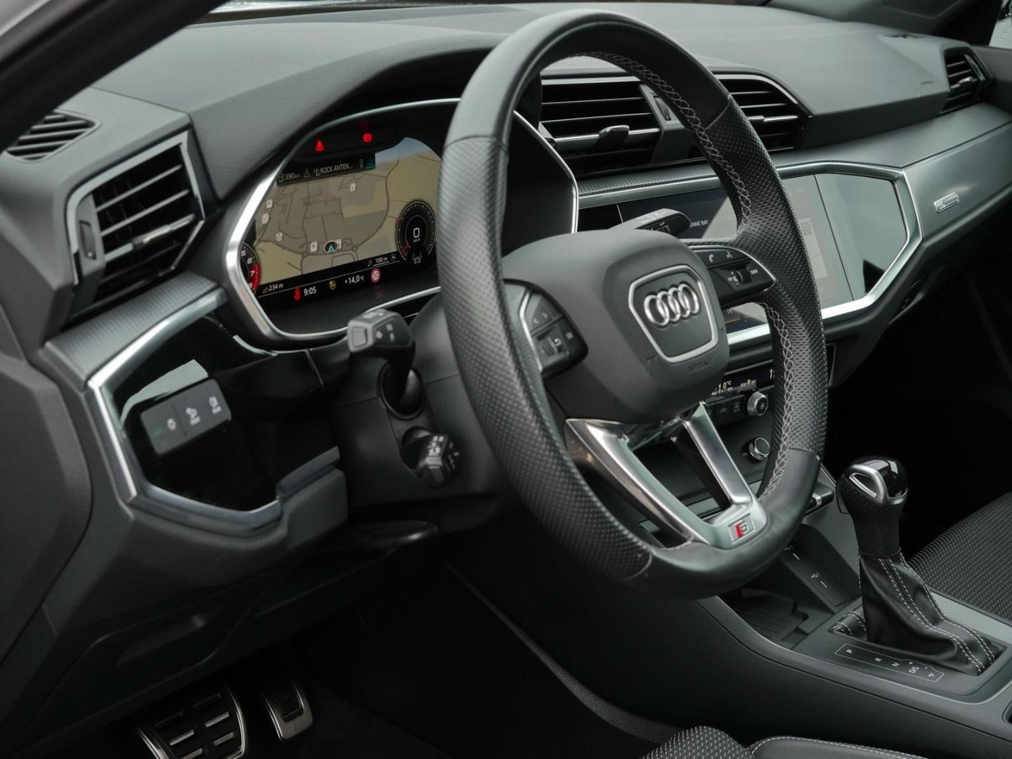 Bild über Audi Q3 Sportback S line 35 TFSI S tronic - für weitere Informationen kontaktieren Sie den Audi Partner