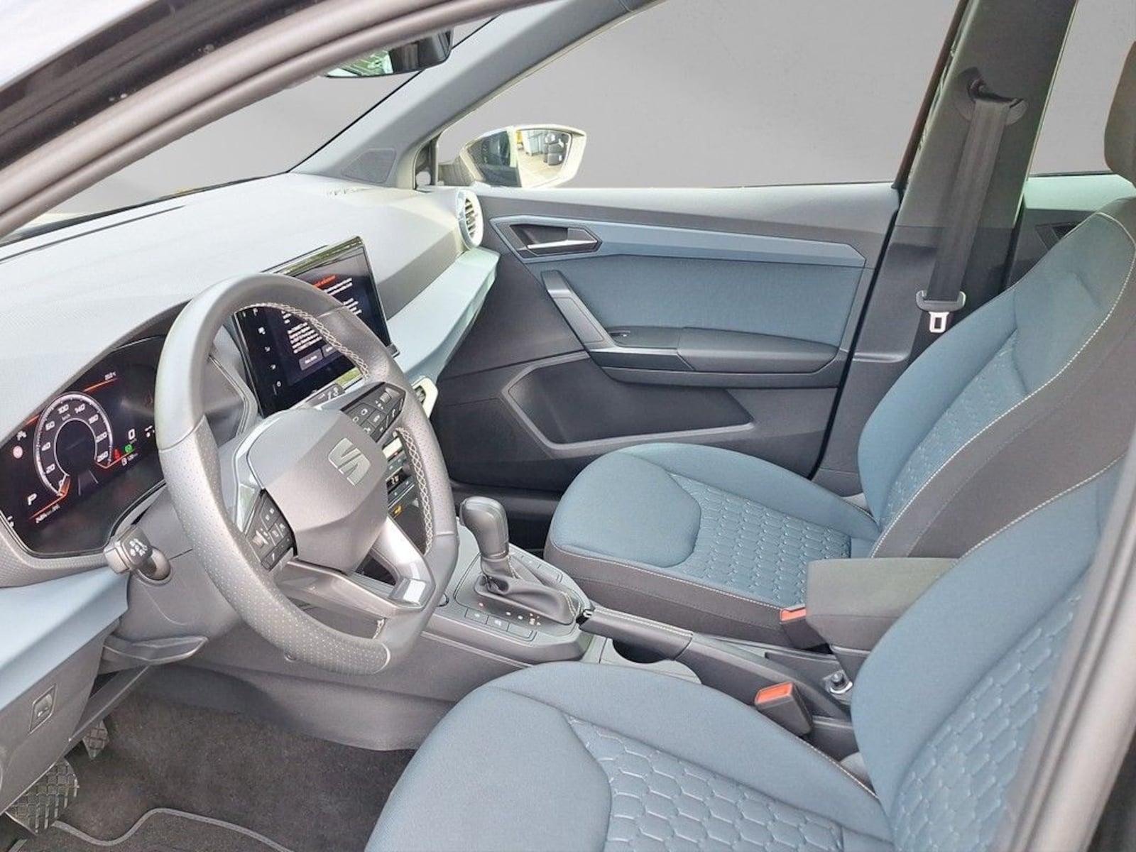 SEAT Arona – Bild 12