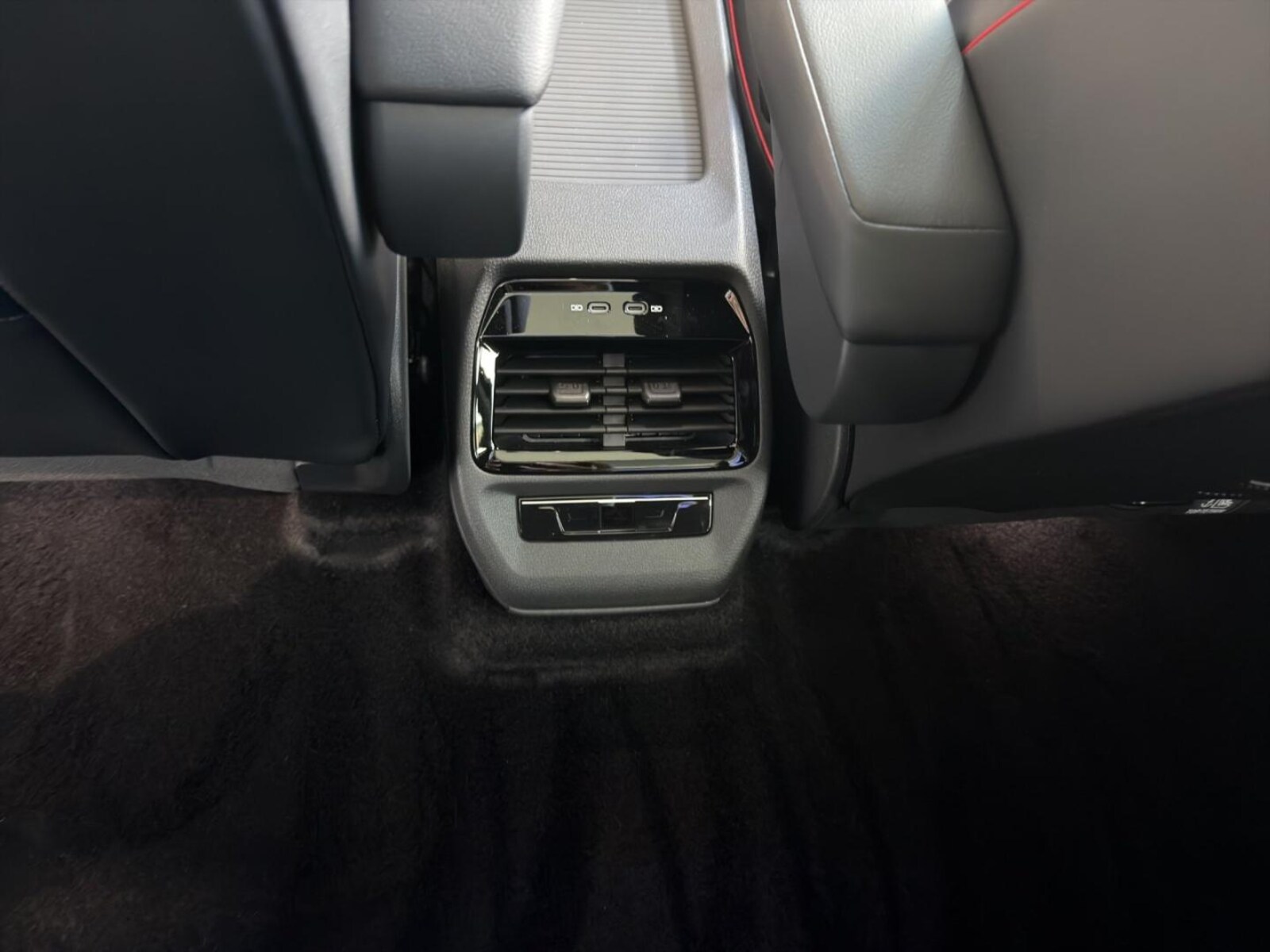 Volkswagen ID.4 – Bild 14