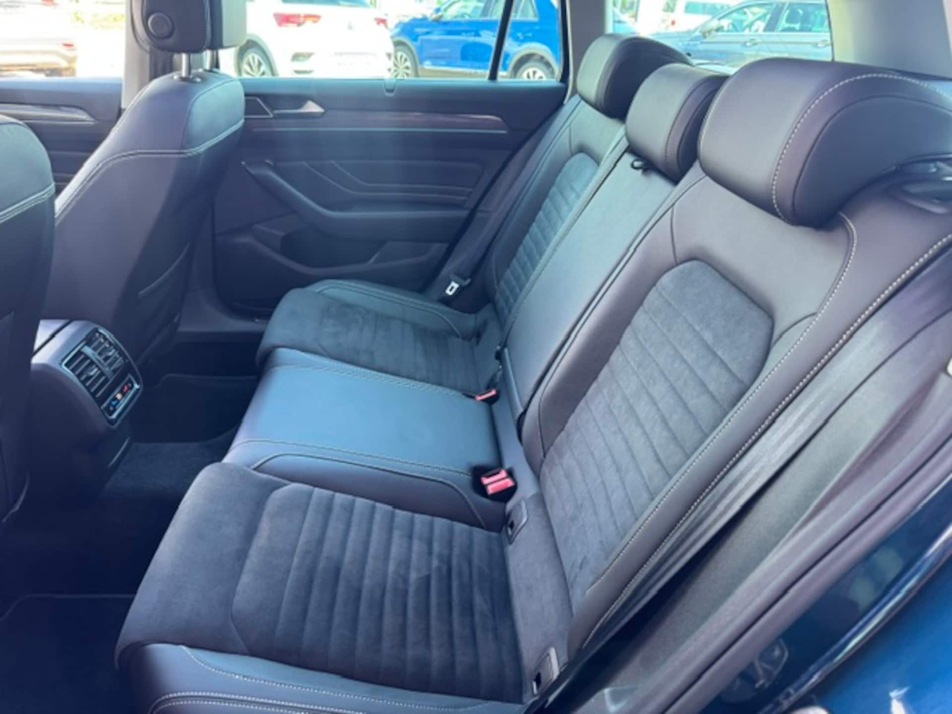Volkswagen Passat Variant Elegance