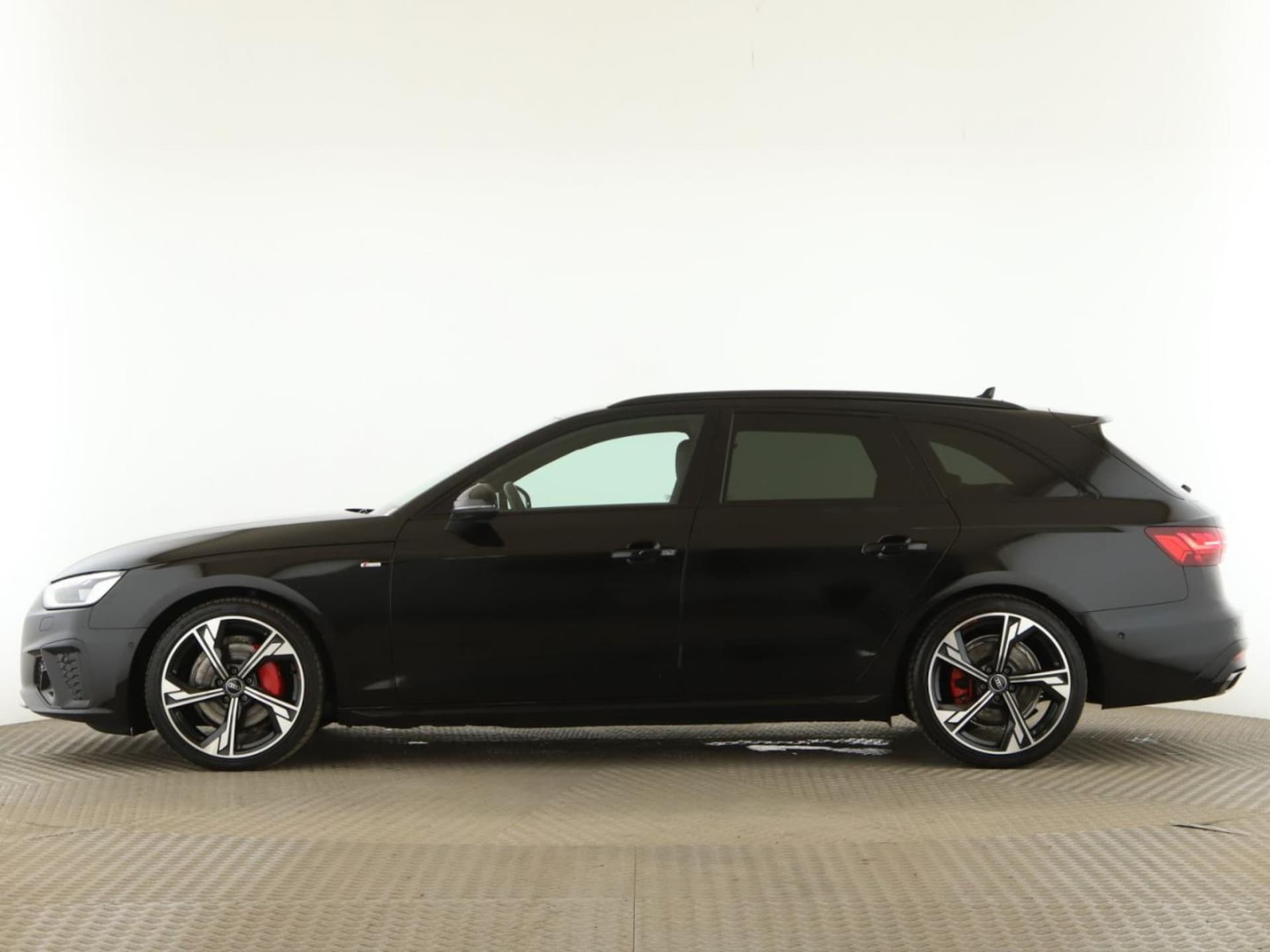 Audi A4 Avant S line