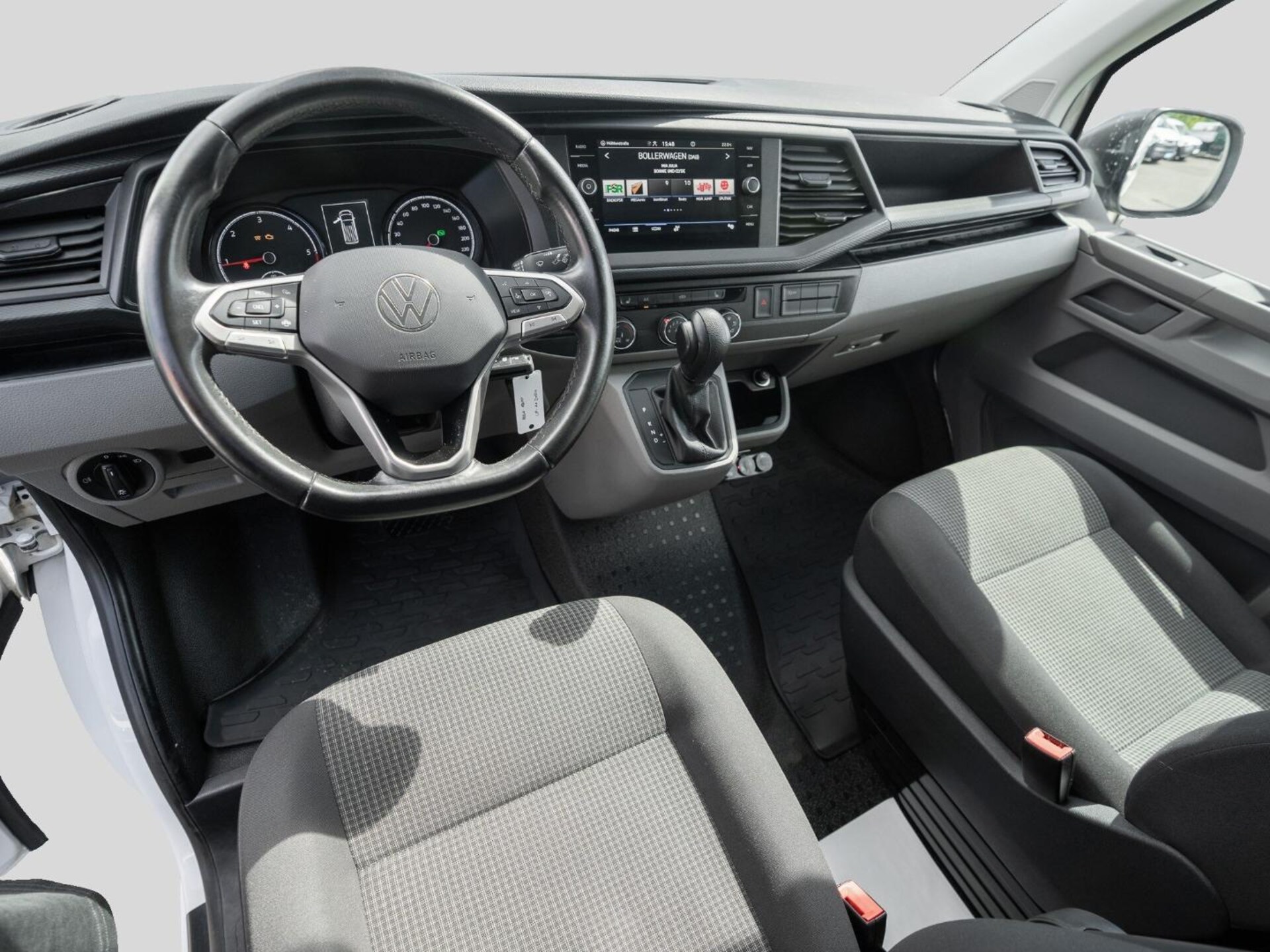 Volkswagen T6.1 Transporter Kasten langer Radstand