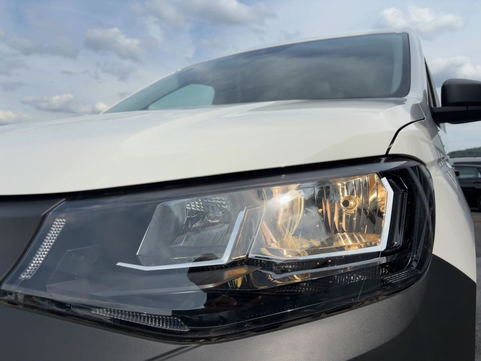 Volkswagen Caddy Maxi Cargo – Bild 7
