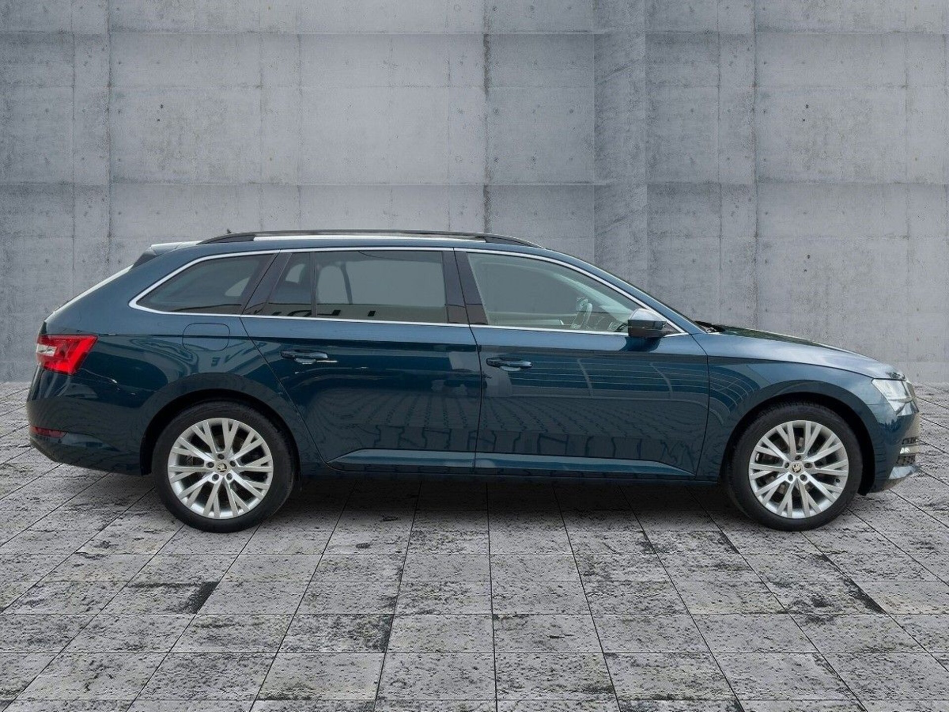 Skoda Superb Combi Ambition