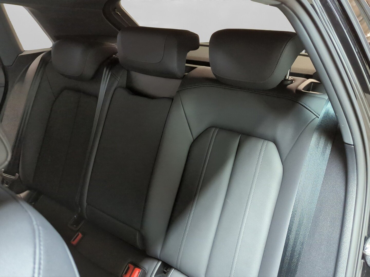 Bild über Audi A3 Sportback advanced 35 TDI S tronic - für weitere Informationen kontaktieren Sie den Audi Partner