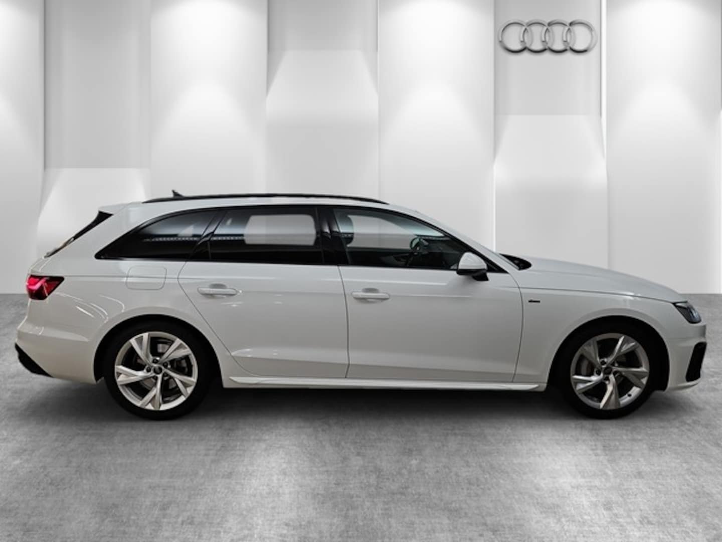 Bild über Audi A4 Avant S line 40 TFSI quattro S tronic - für weitere Informationen kontaktieren Sie den Audi Partner