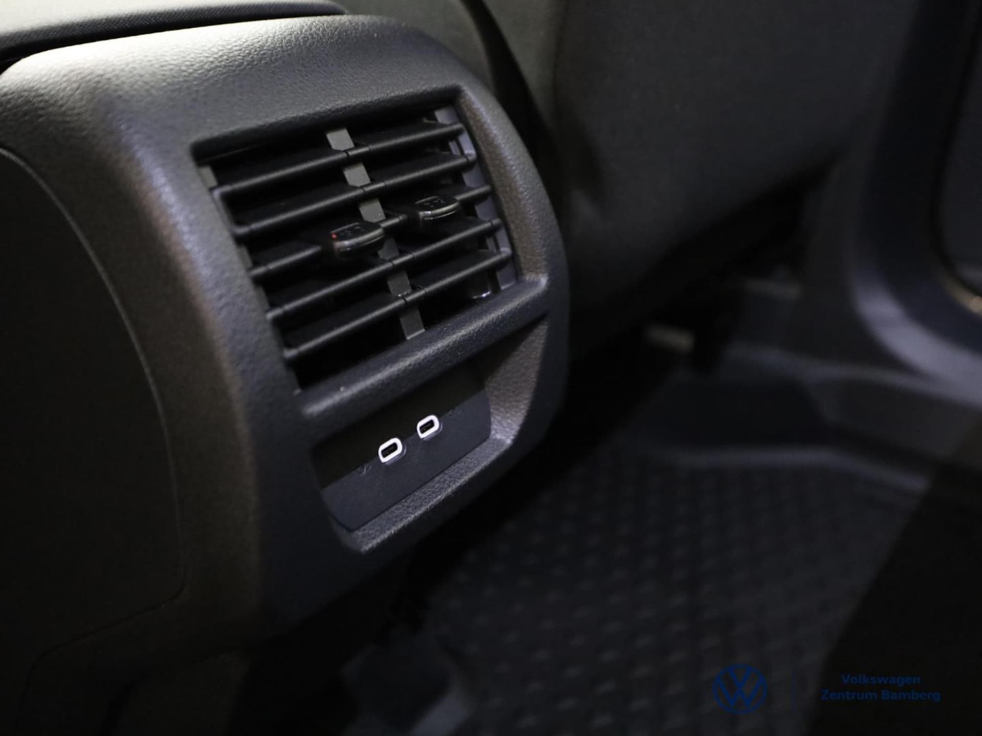 Volkswagen Caddy Basis-Modell