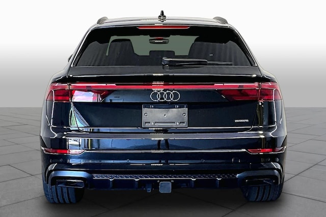2026 Audi Q8