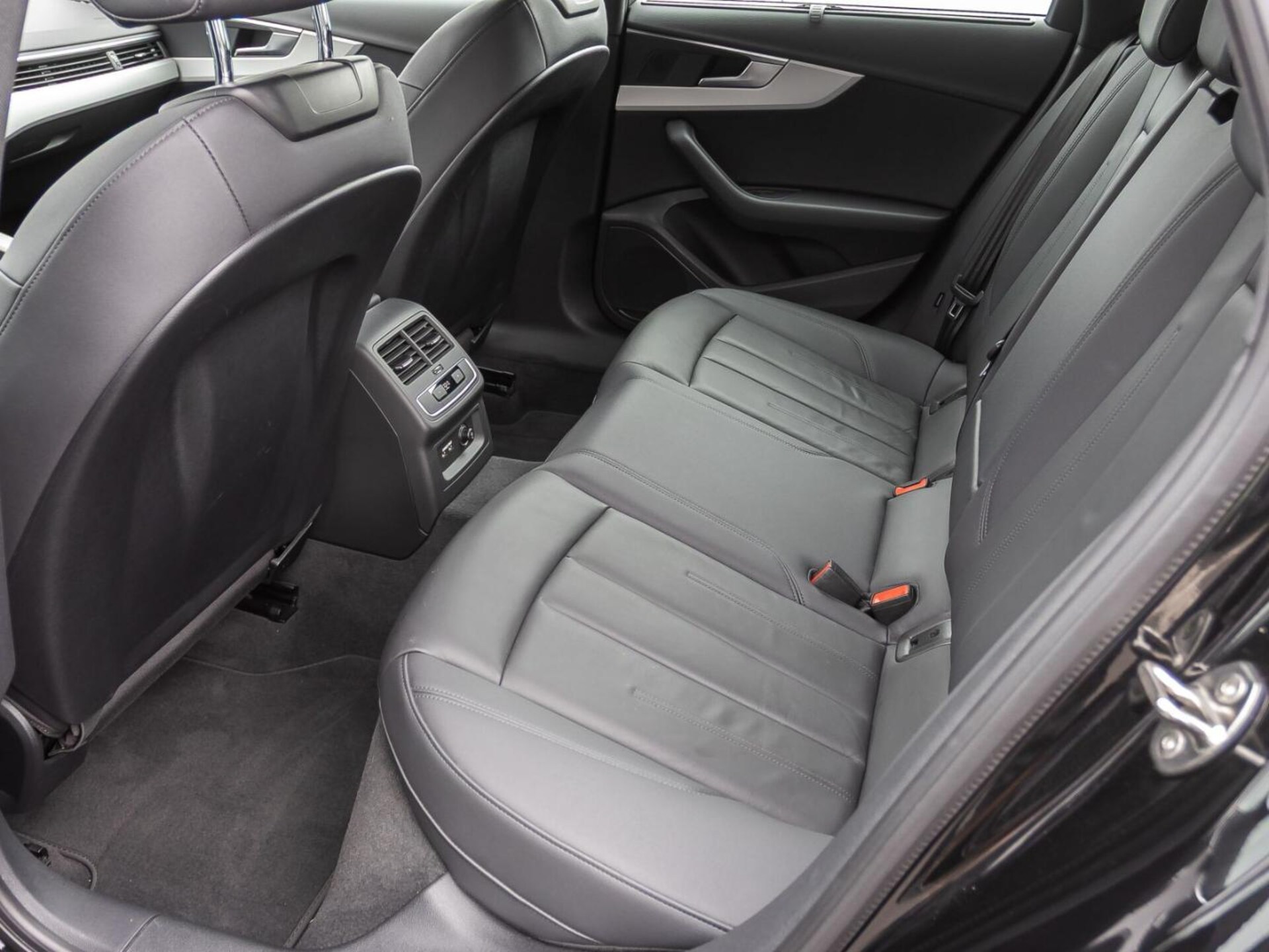 Audi A4 Avant Advanced